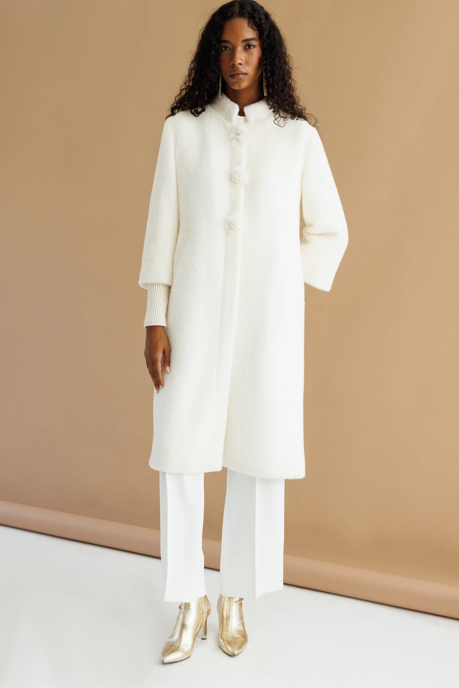 3 BROŞLU KABAN 9218