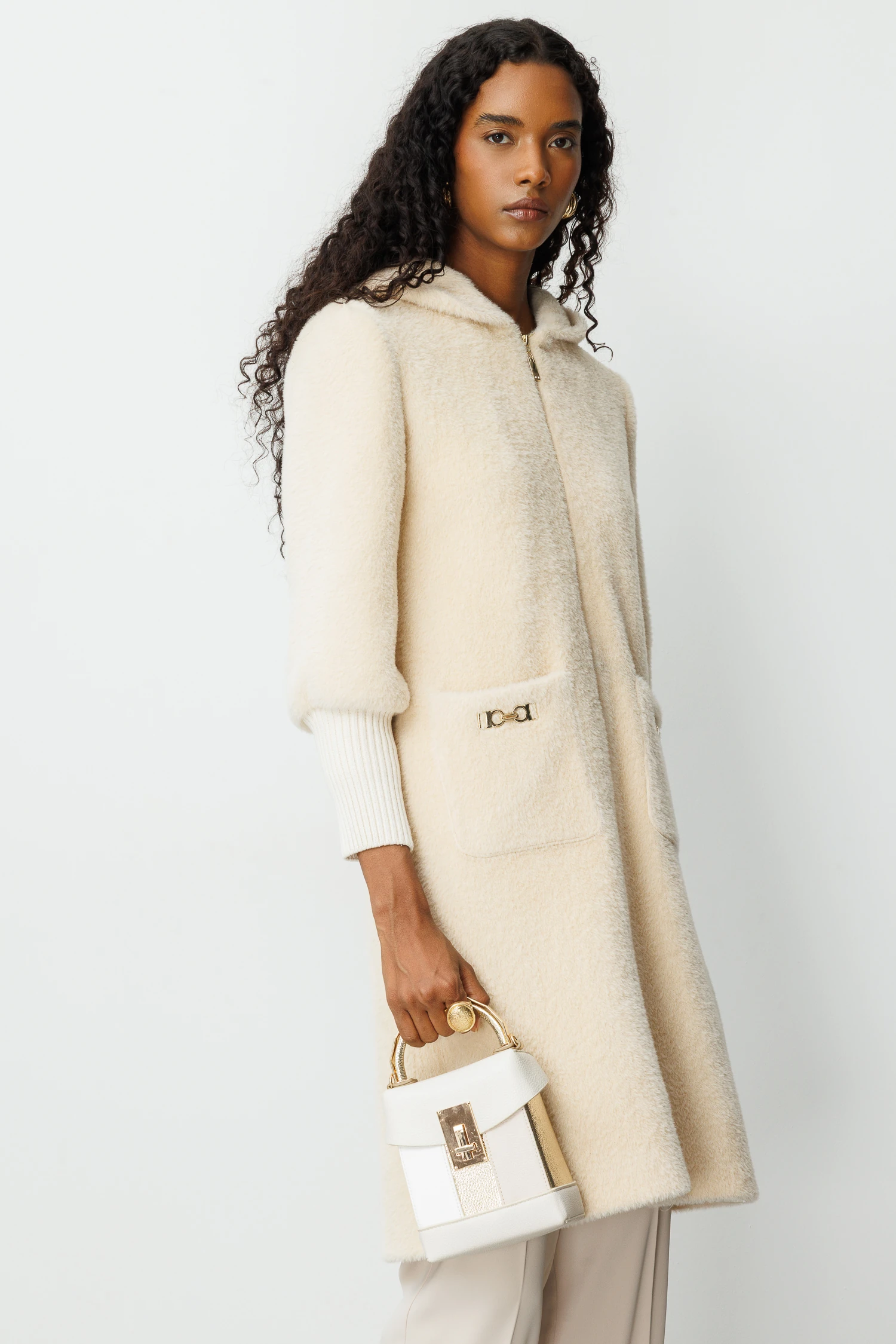 TOKALI PELUŞ KABAN 9217