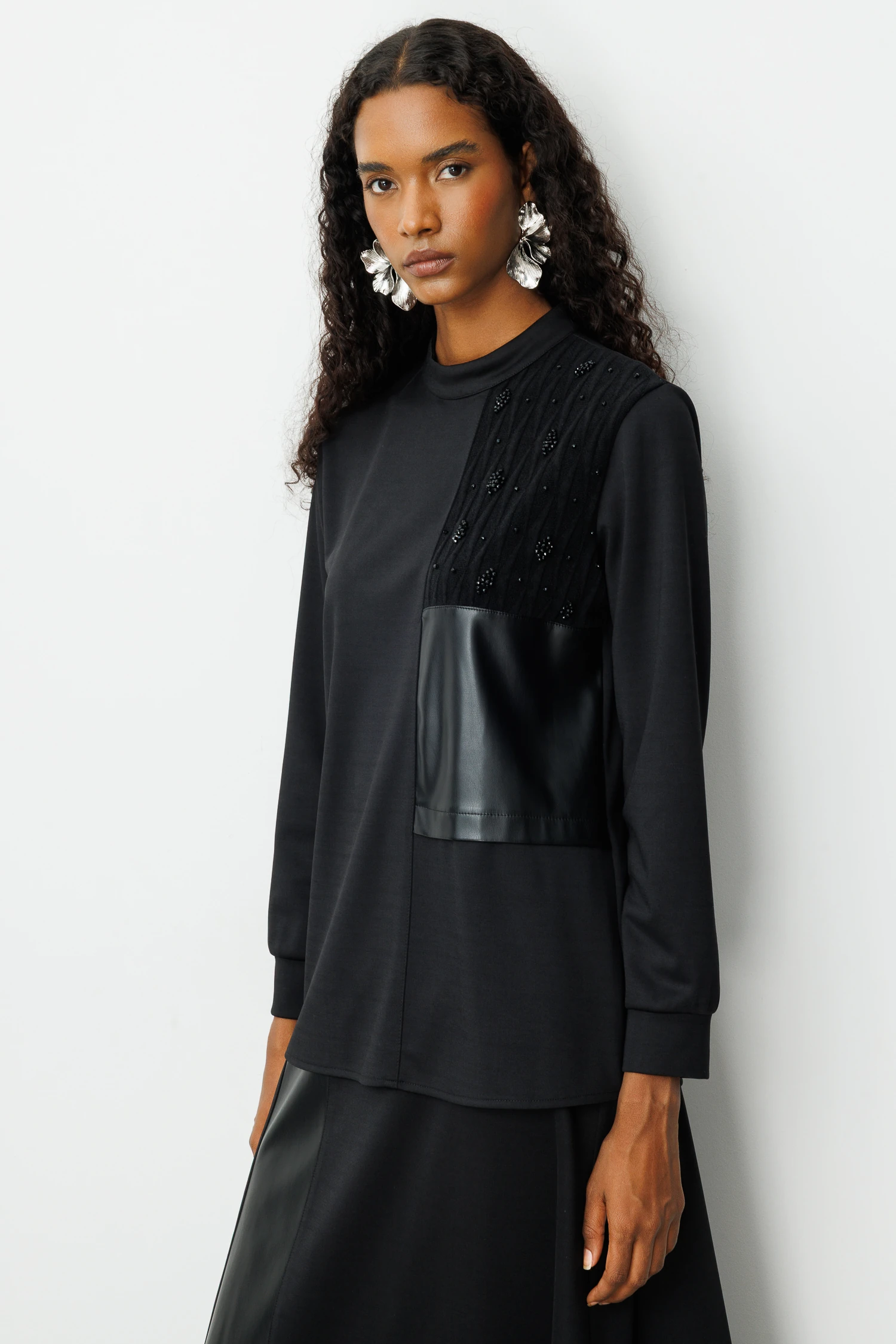 ÜÇLÜ KESİKLİ ETEKLİ TAKIM 6175