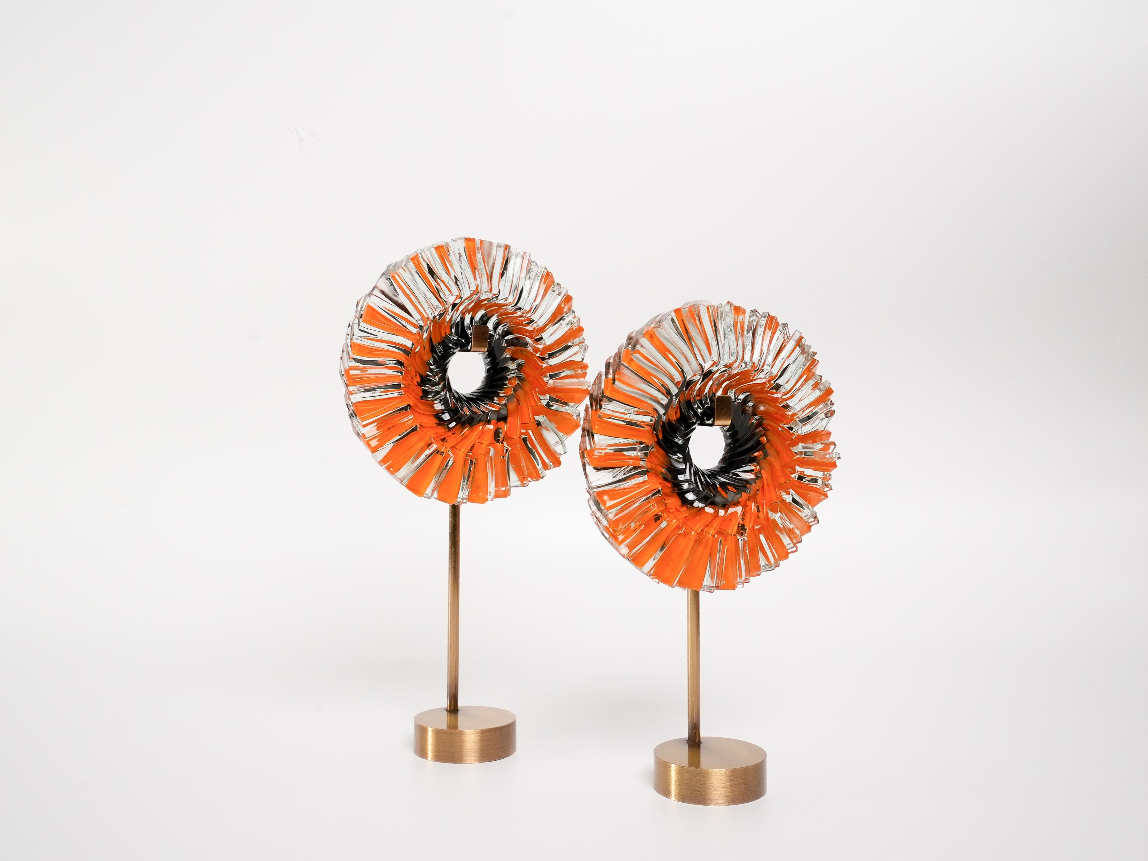 Amber Spiral – Dekoratif Cam Objeli Metal Stant