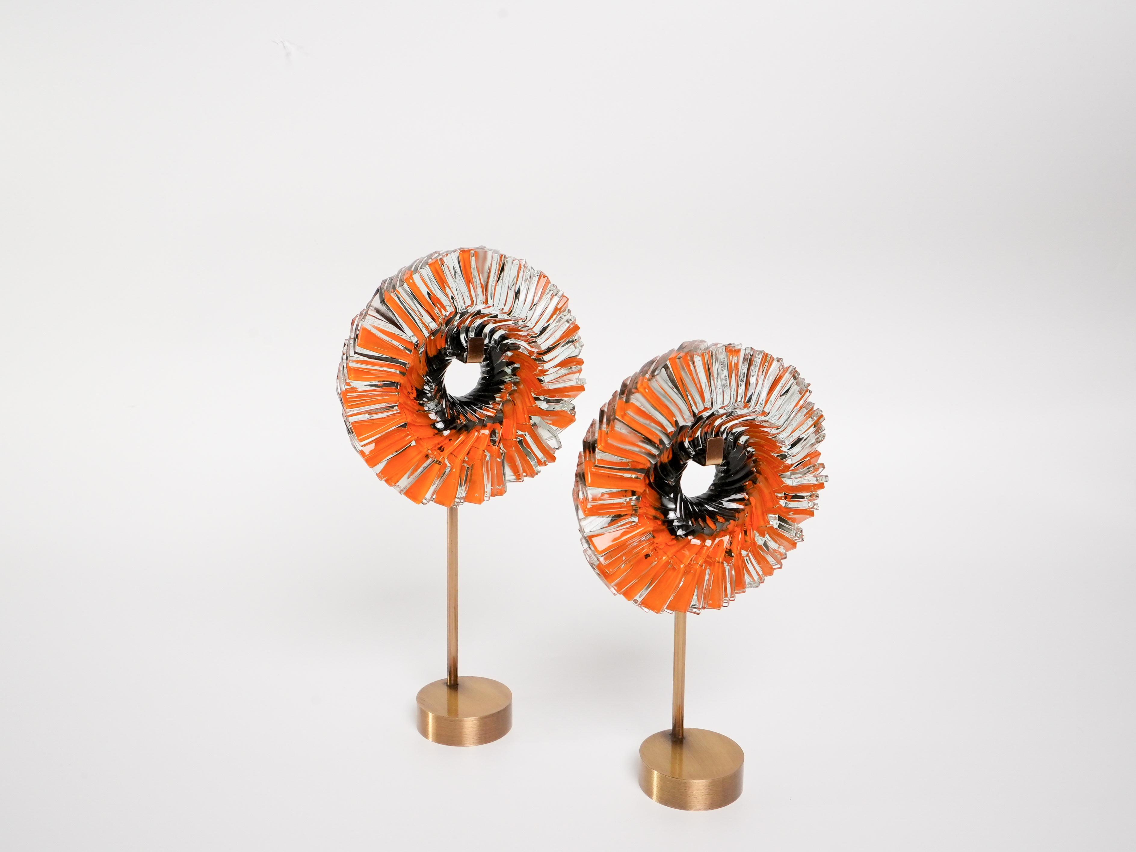 Amber Spiral – Dekoratif Cam Objeli Metal Stant