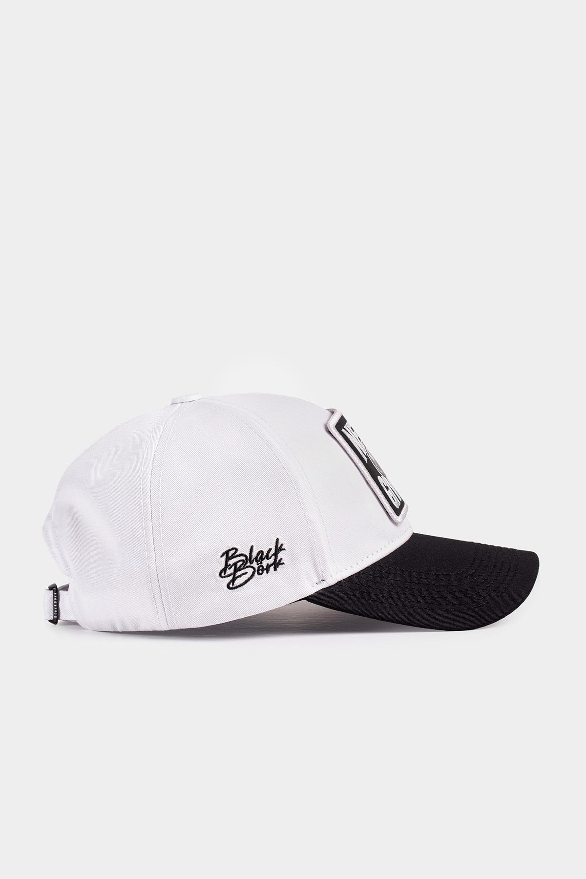 Gorra de béisbol negro-blanco Six con logo de Never Give Up
