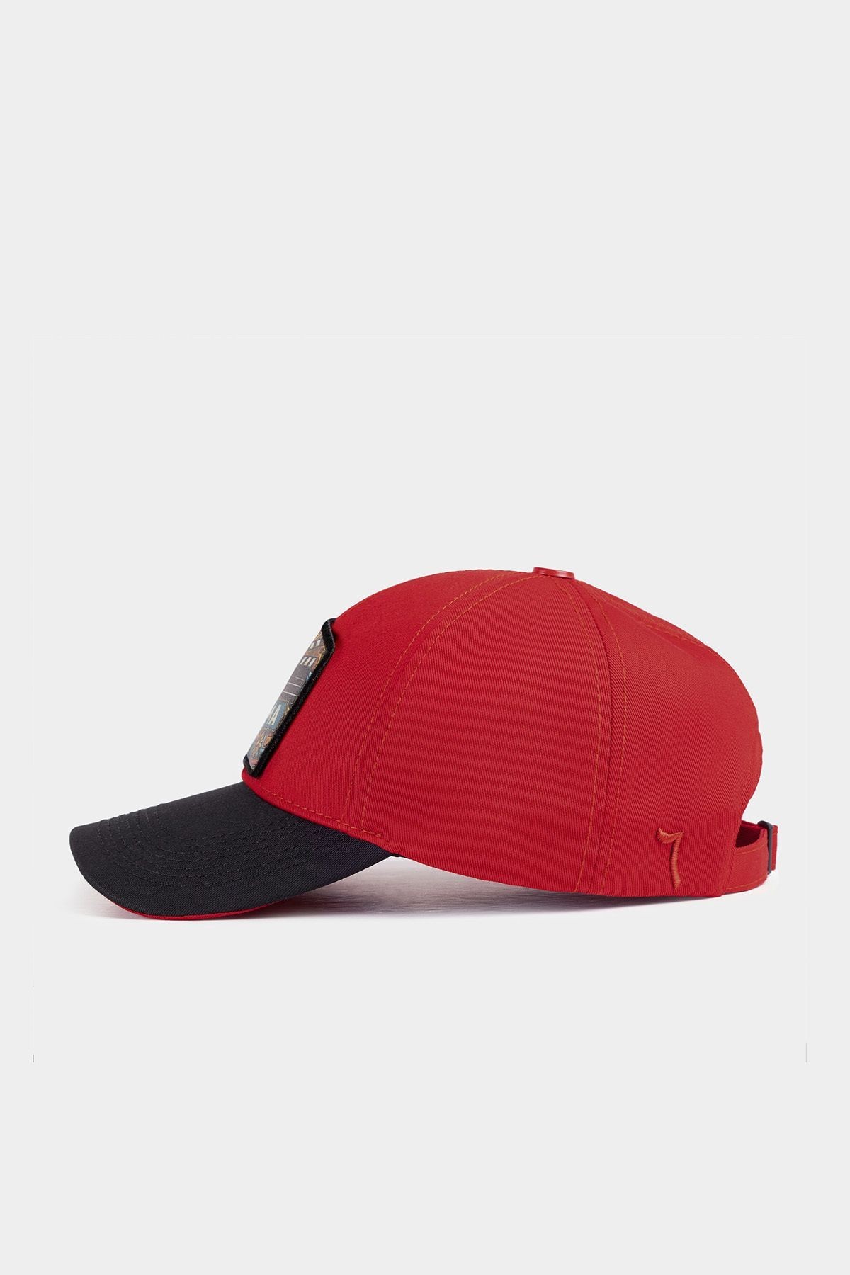 Gorra de béisbol negro-rojo Six con logo de Cinema