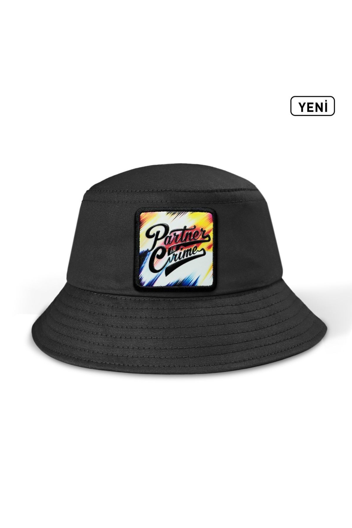 Gorra de béisbol negra tipo bucket con logo de Partner In Crime