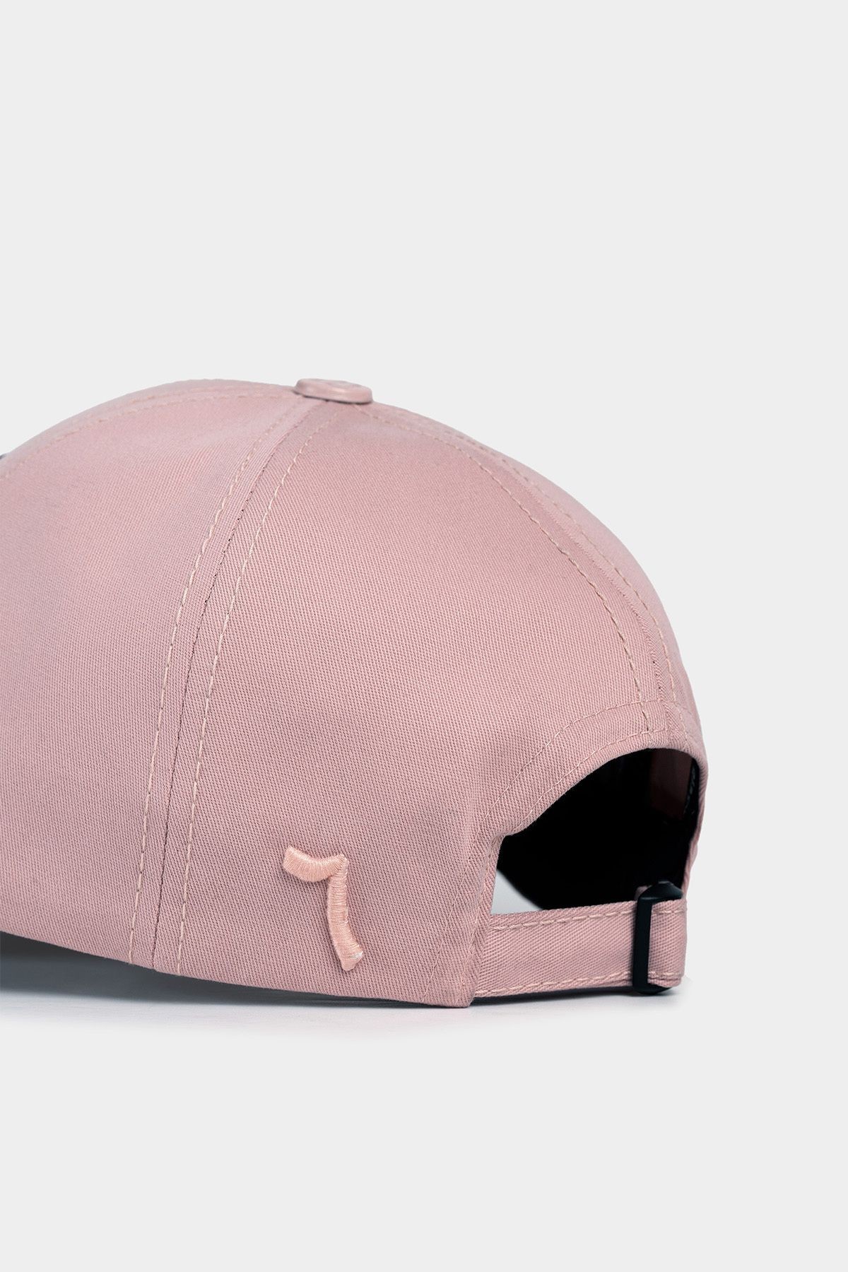 Gorra de béisbol color salmón Six con logo de mono