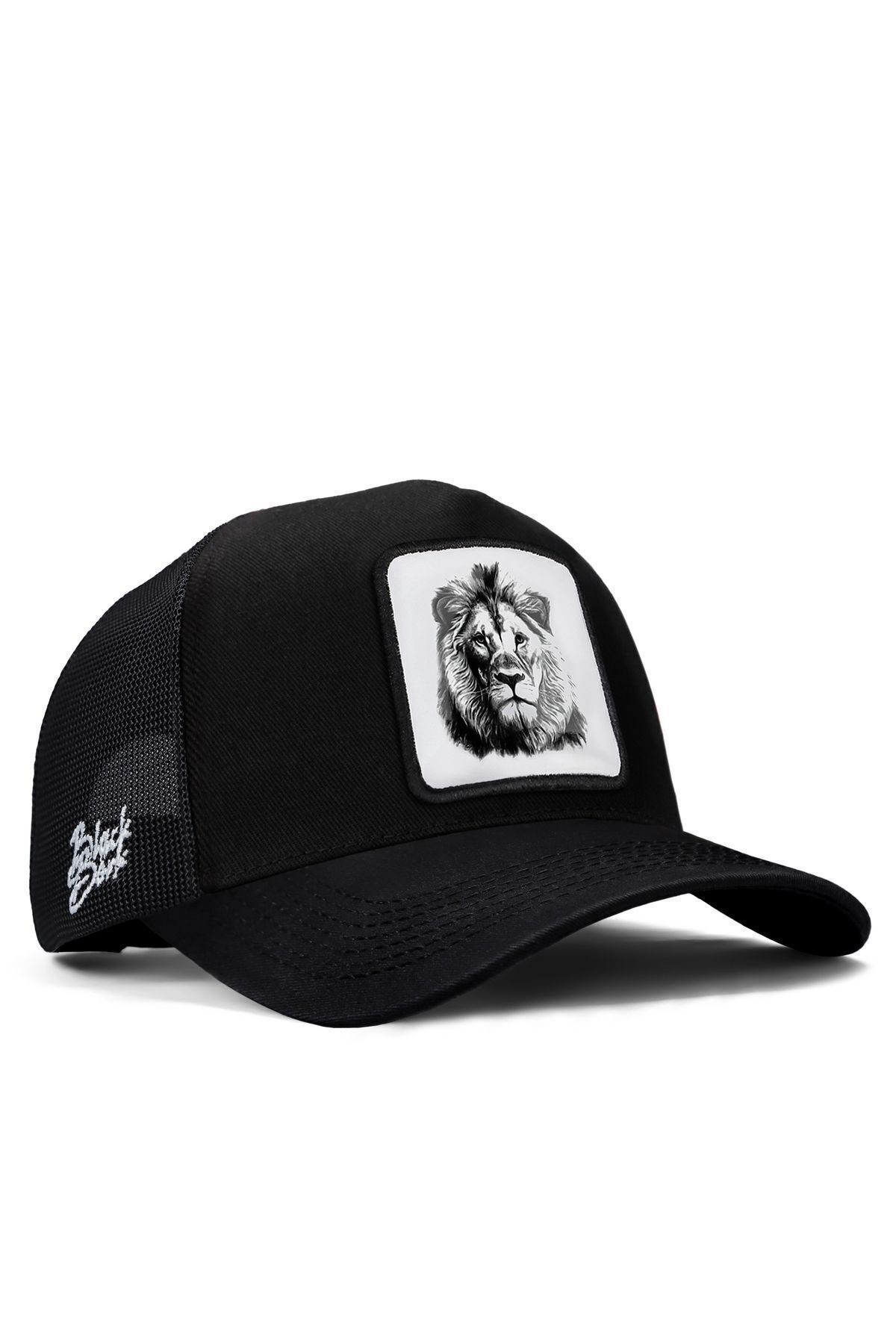 Gorra trucker negra con logo de león