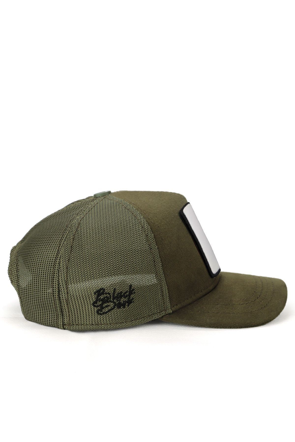 Gorra trucker infantil caqui con logo de león