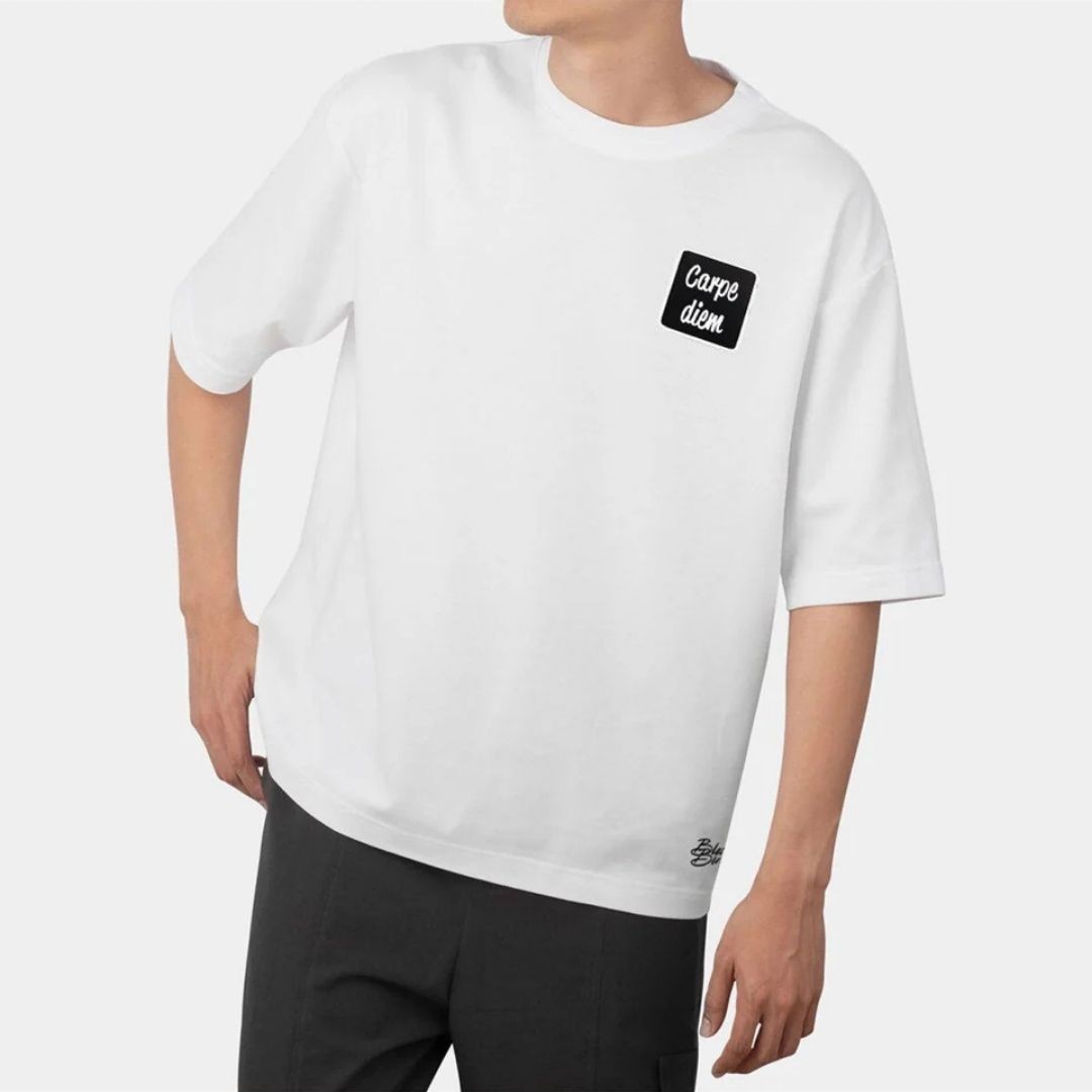 V1 Camiseta Oversize Blanca (Con Bench)
