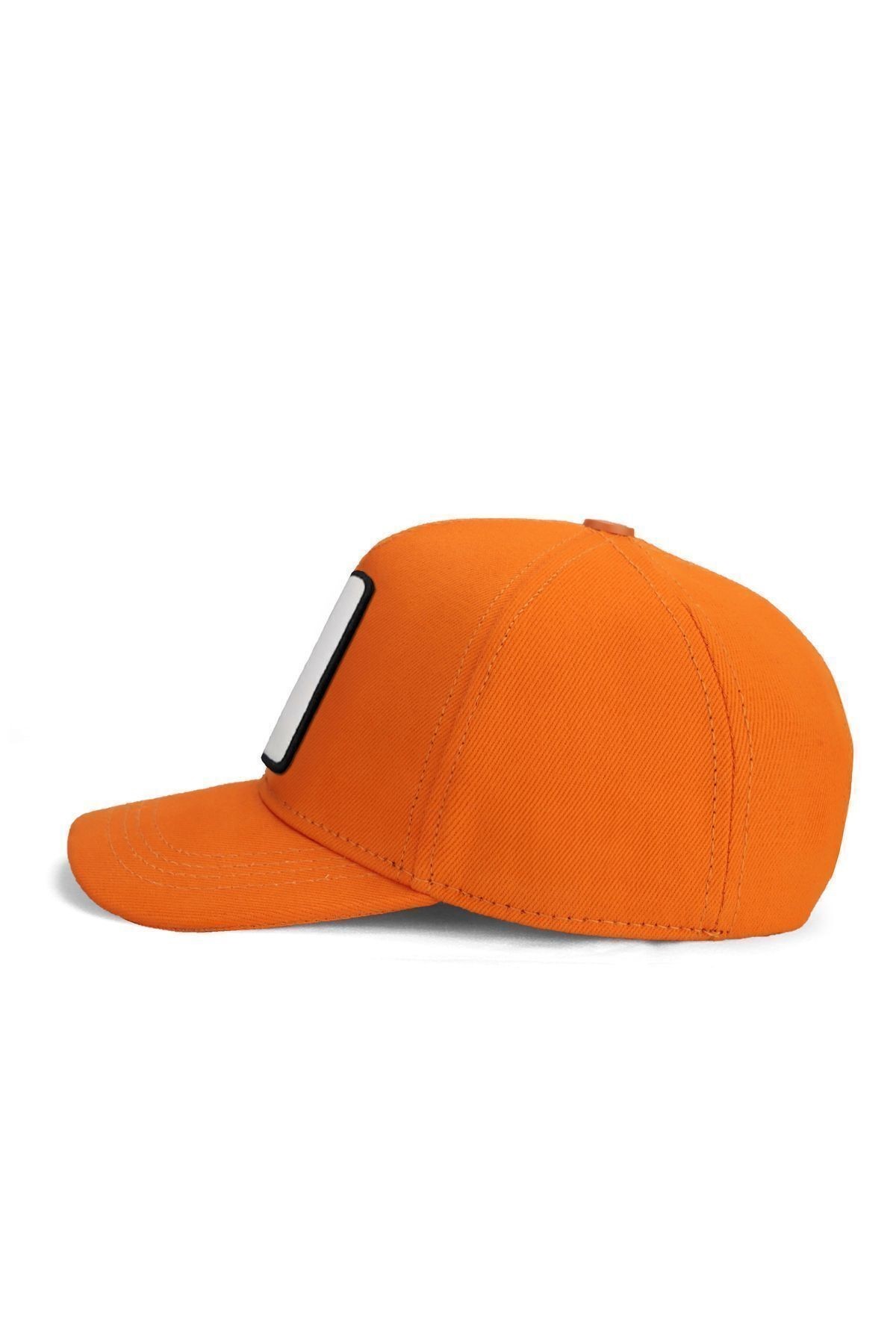 Gorra trucker naranja para niños con logo de camaleón