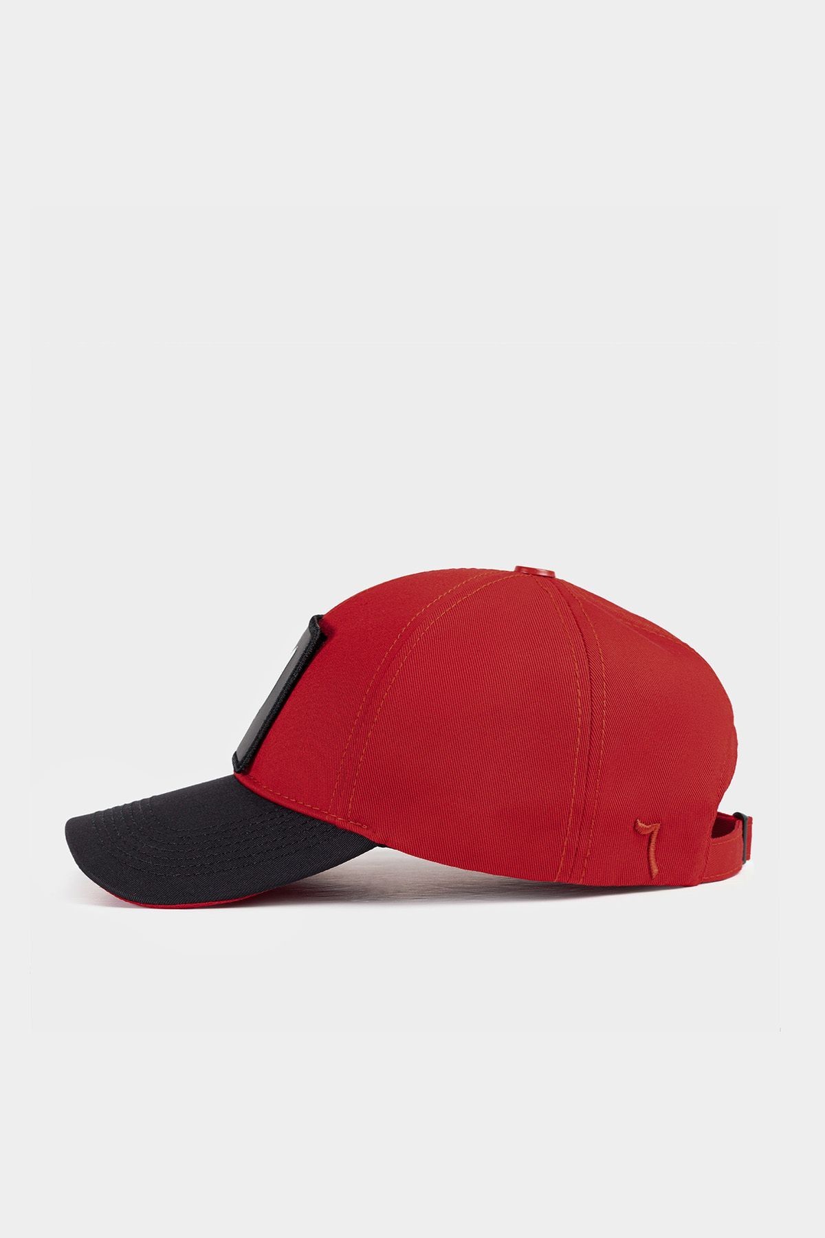 Gorra de beisbol negre-vermell Six amb logo de dit