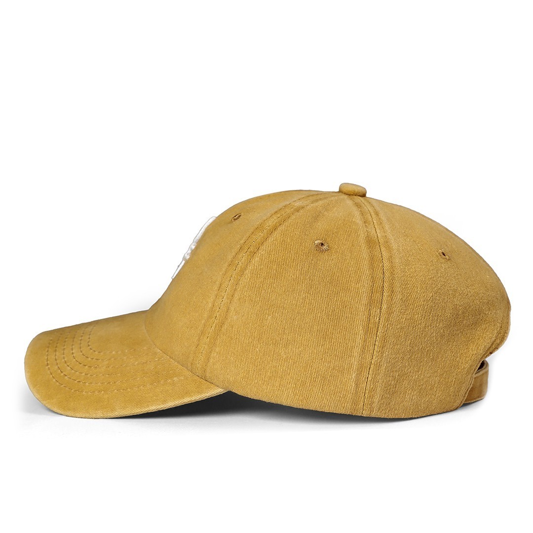 Gorra amarilla vintage