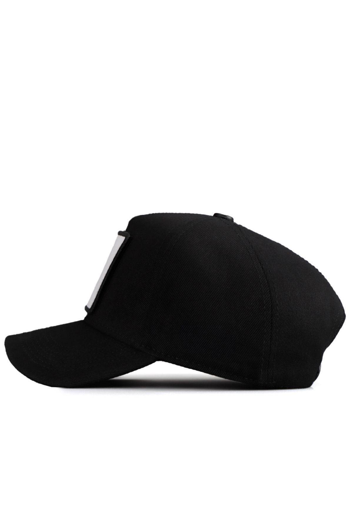 Black baseball cap with Bullshit logo