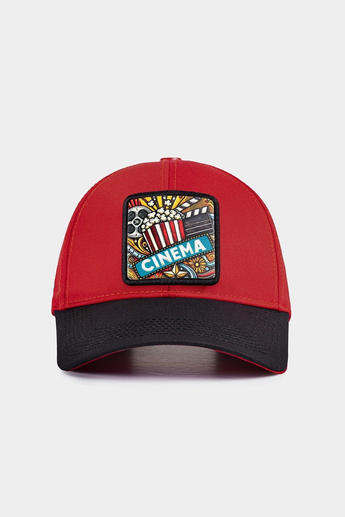 Gorra de béisbol negro-rojo Six con logo de Cinema