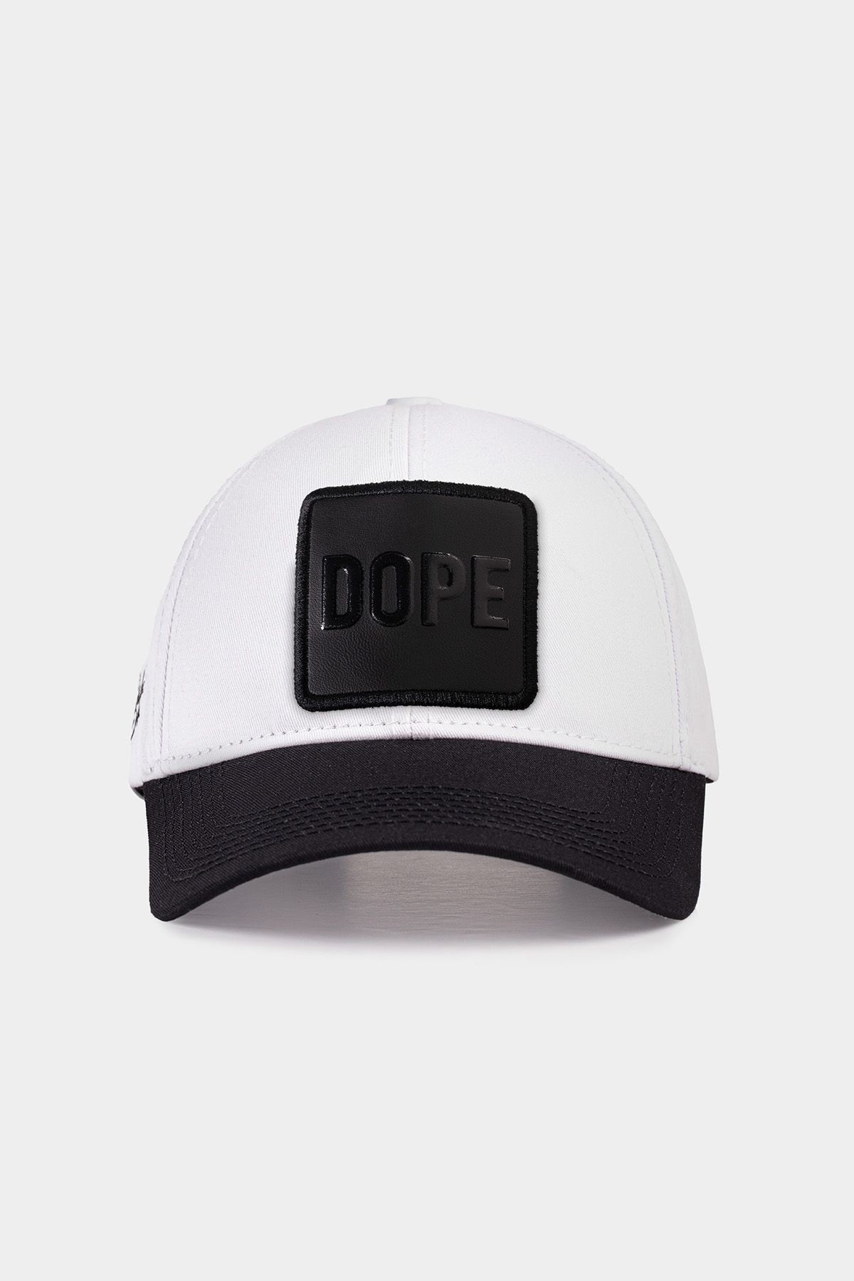 Gorra de béisbol negro-blanco Six con logo de Dope