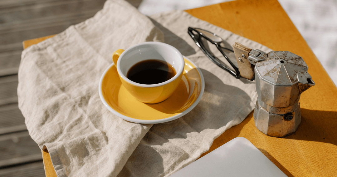 Moka Pot İle Demlenmiş Kahve