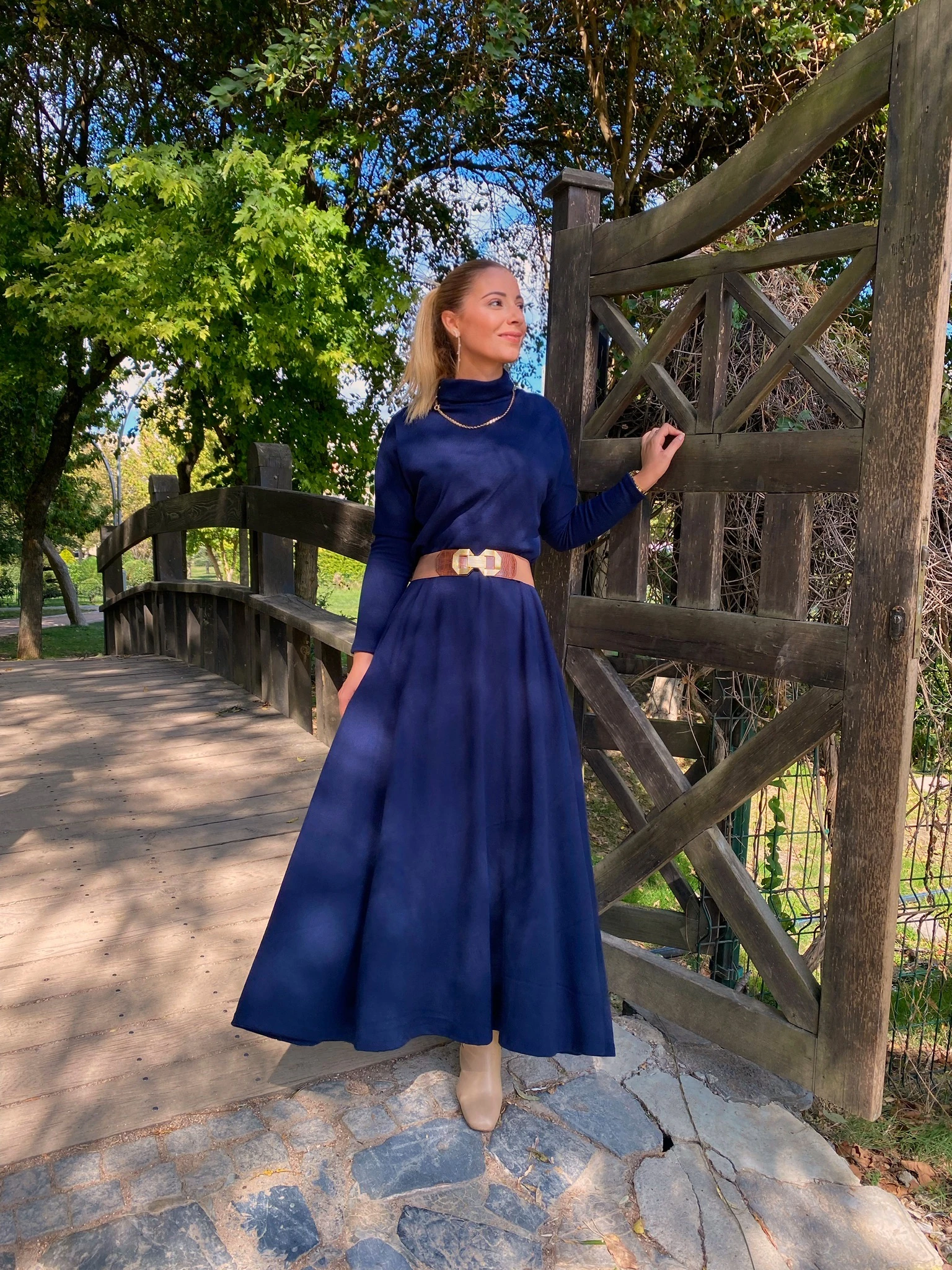 LACİVERT BALIKÇI YAKA TRİKO ELBİSE 500