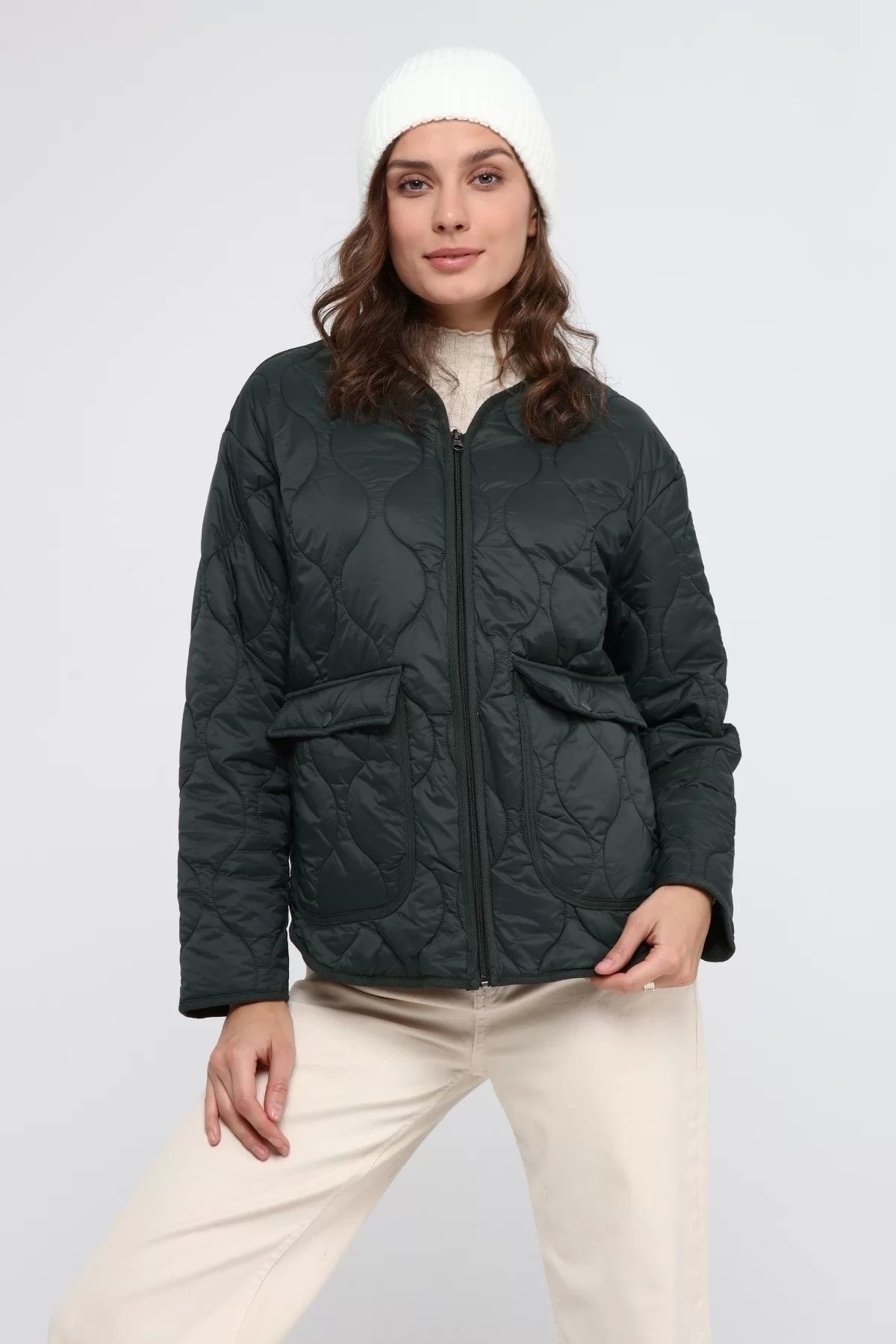 Kapitone Mont Gri - haki̇