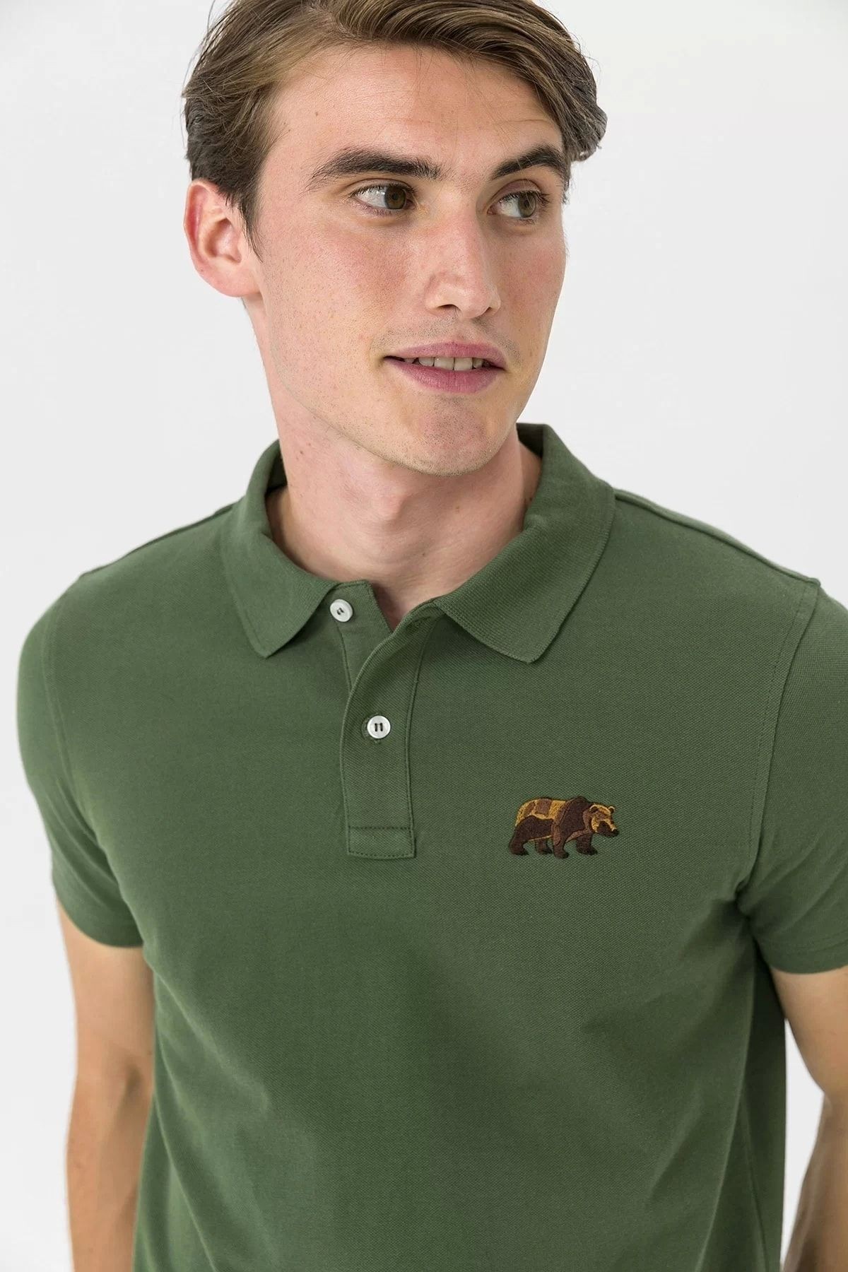 Polo Yaka Ayı Nakış Detaylı Erkek T-shirt