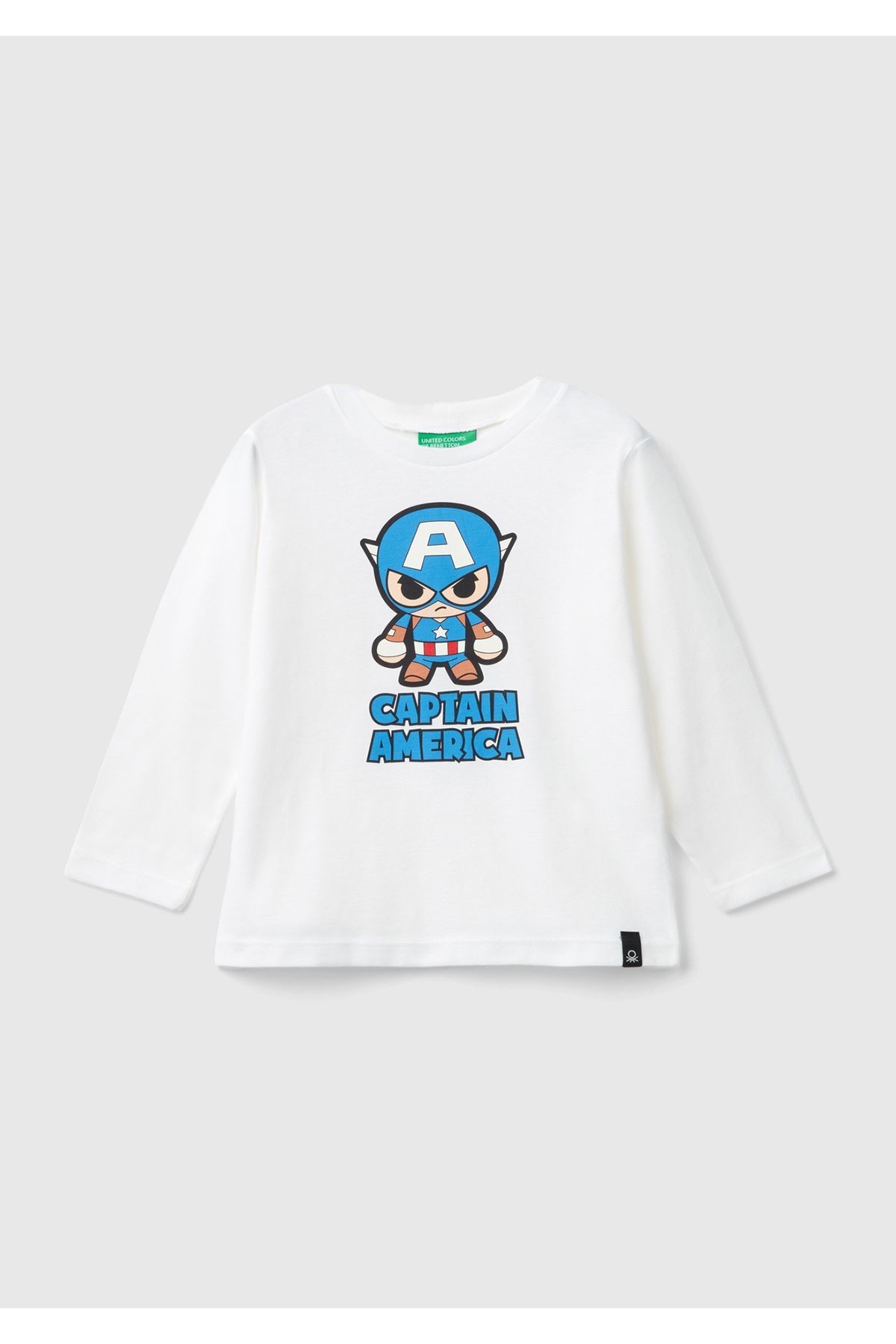 Erkek Çocuk Beyaz Etek Ucu Logolu Captan America Baskılı Regular Fit T-Shirt - beyaz