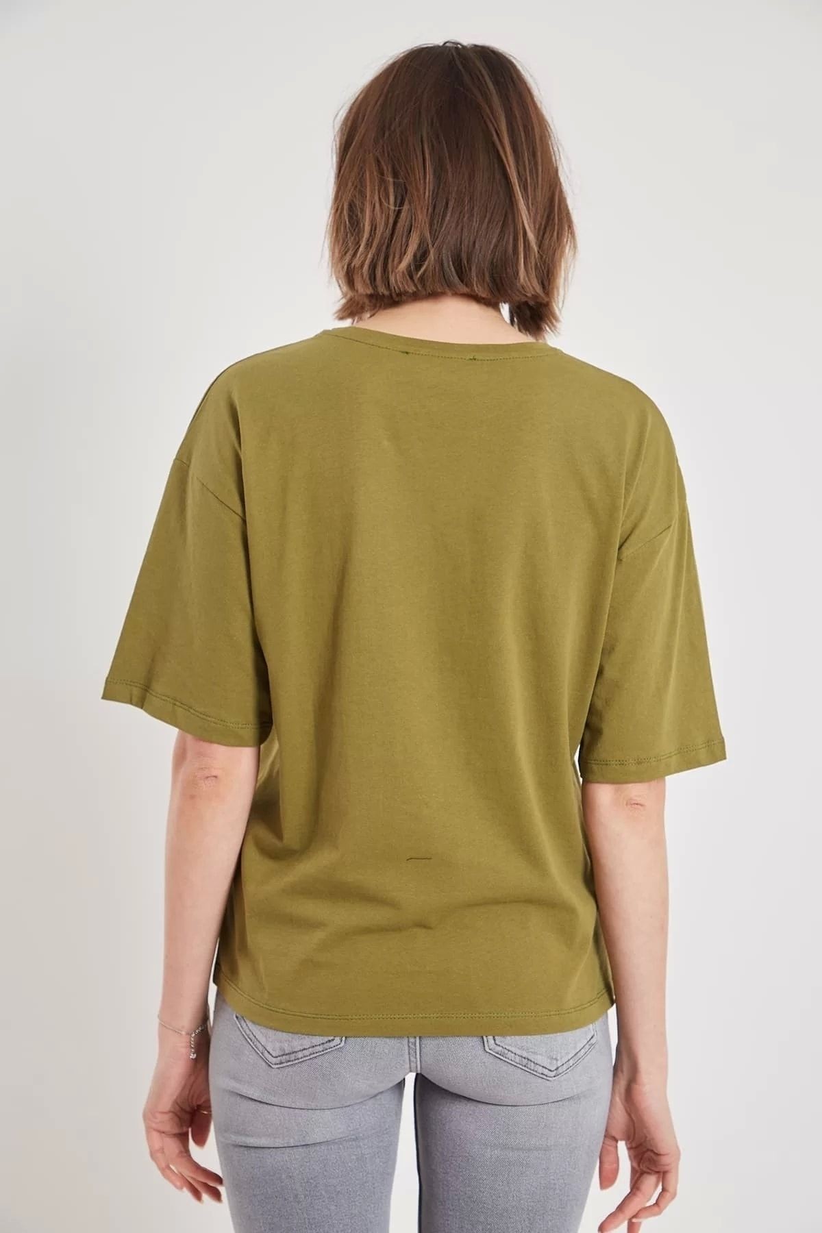 Kadın Oversize Resim Baskılı Olive T-shirt