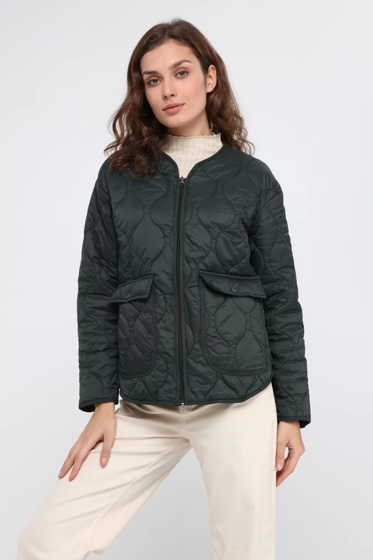 Kapitone Mont Gri - haki̇