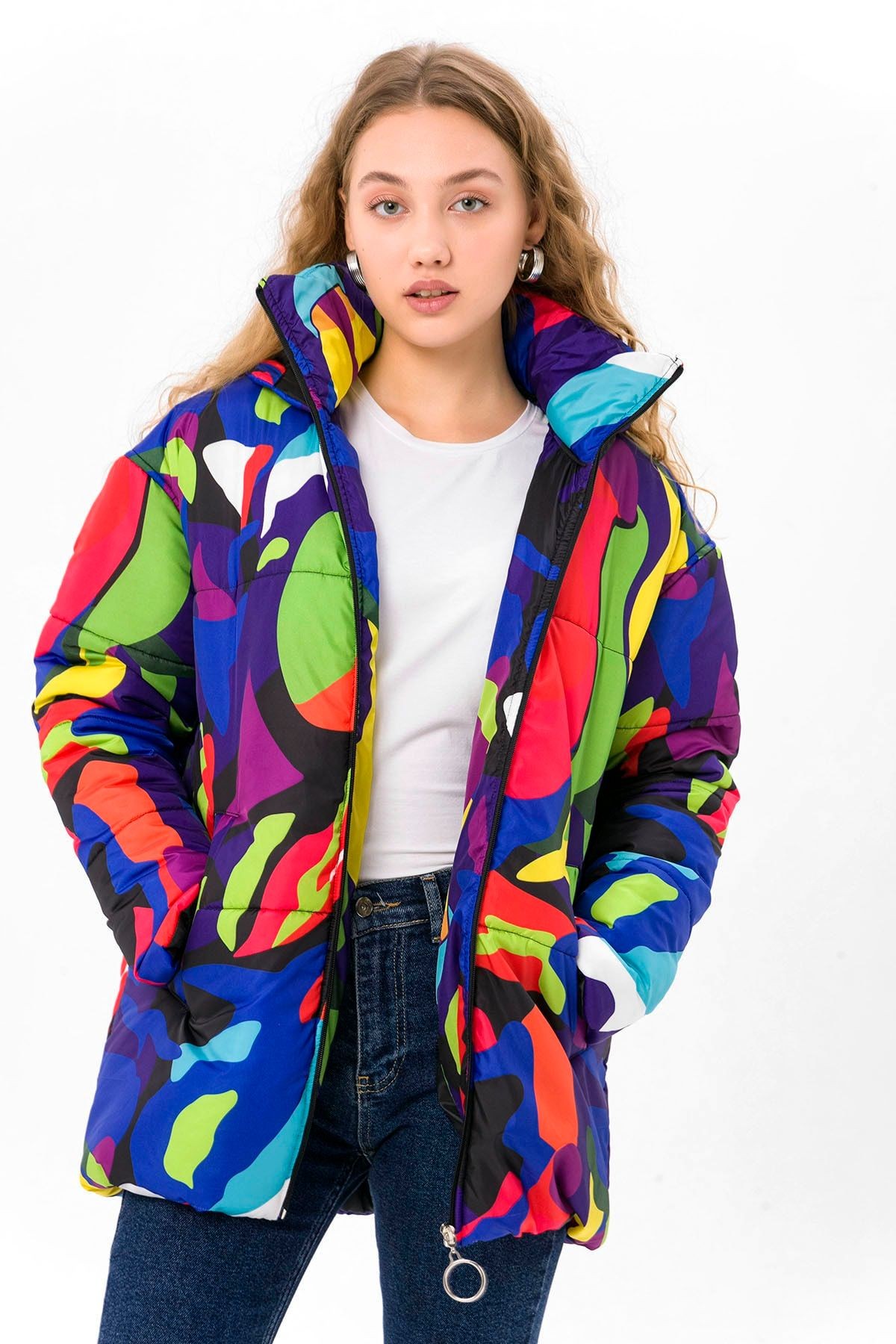 Oversize Retro Gate Dijital Art Puffer Mont Kadın - kirmizi