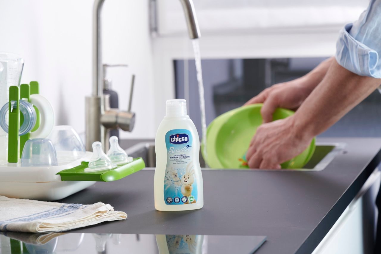 Chicco Biberon Emzik ve Beslenme Gereçleri Temizleyici 300 ml