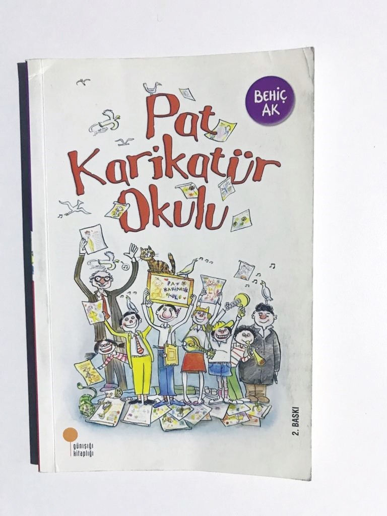 Pat Karikatür Okulu - Behiç AK / İmzalı  Kitap