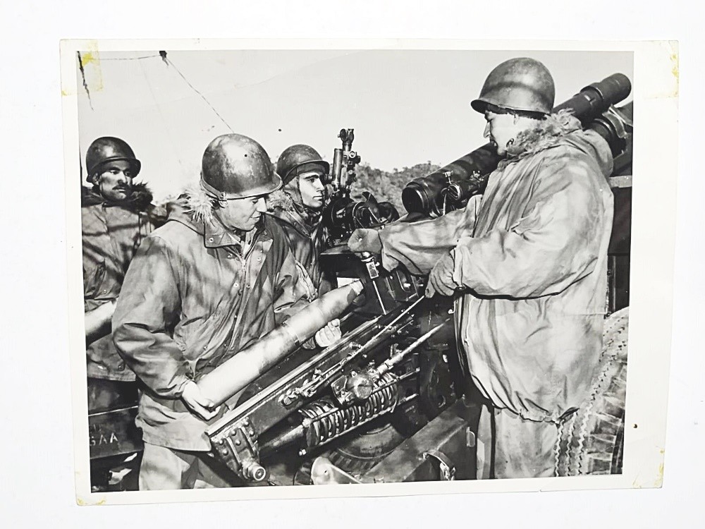 Türk topçuları Kore'de - Turkish gunners gifts to reds at Korea / 18x24 fotoğraf