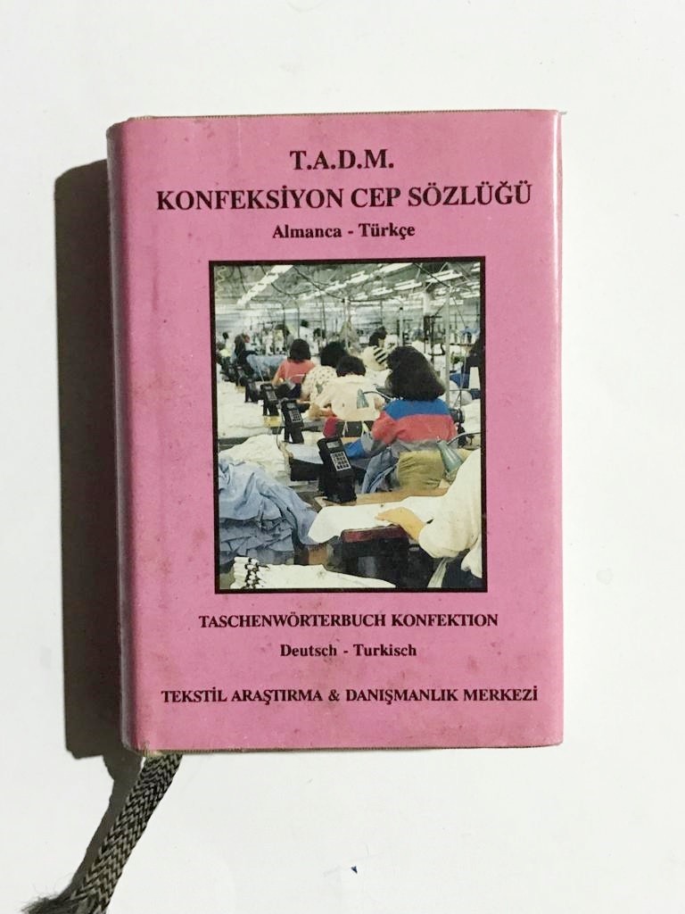 T.A.D.M. Konfeksiyon Cep Sözlüğü - Tekstil Araştırma & Danışmanlık Merkezi