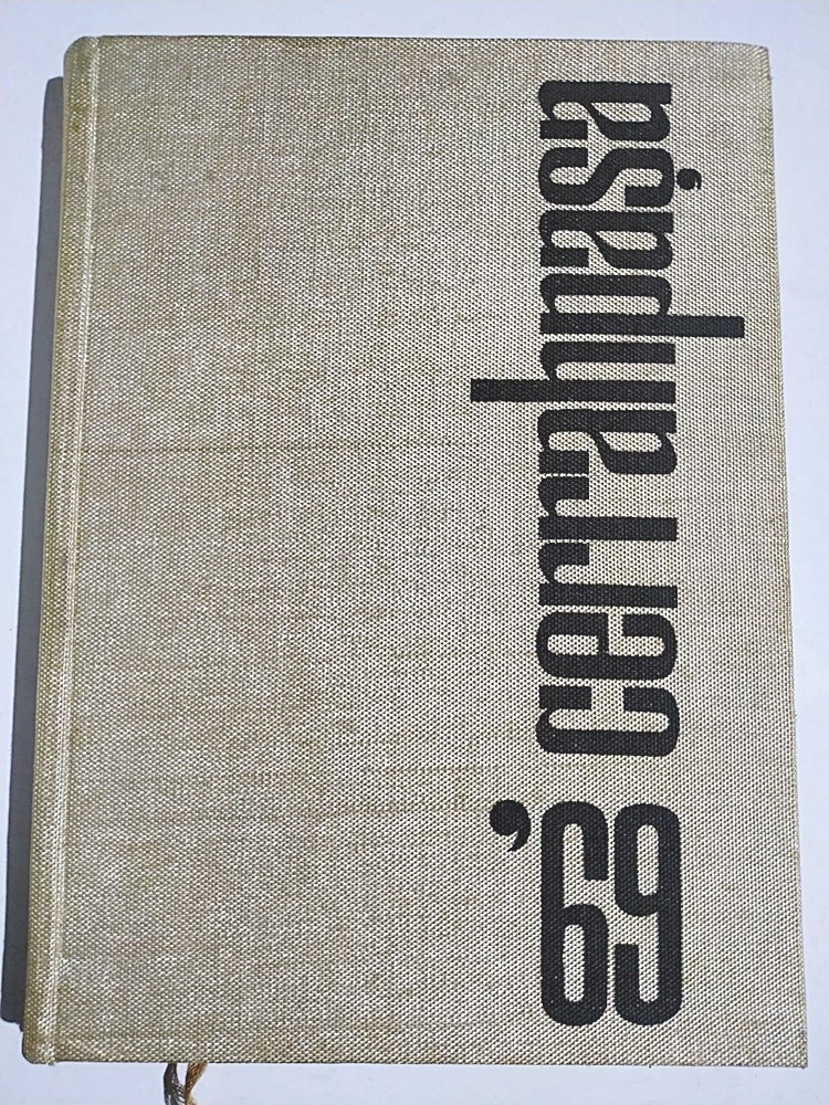 Cerrahpaşa '69 / (1969) MEZUNLAR ALBÜMÜ Kitap