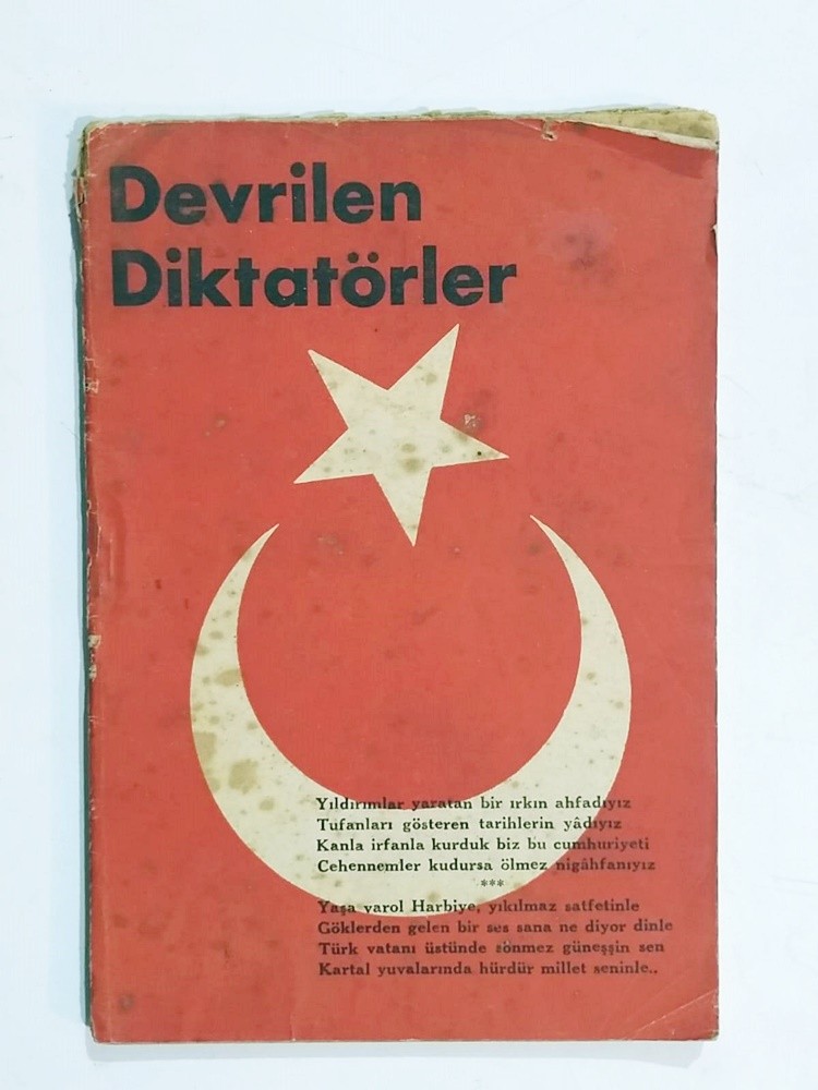 Devrilen Diktatörler / Cemil Sait BARLAS - Kitap