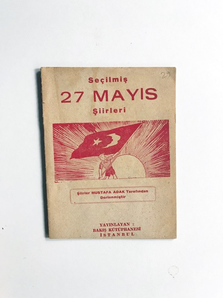 Seçilmiş 27 Mayıs şiirleri - Mustafa ADAK / Kitap