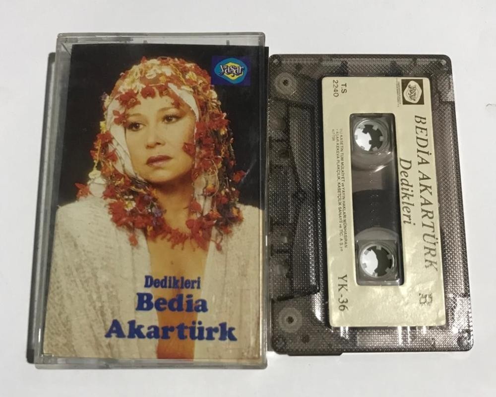 Bedia AKARTÜRK Dedikleri - Kaset