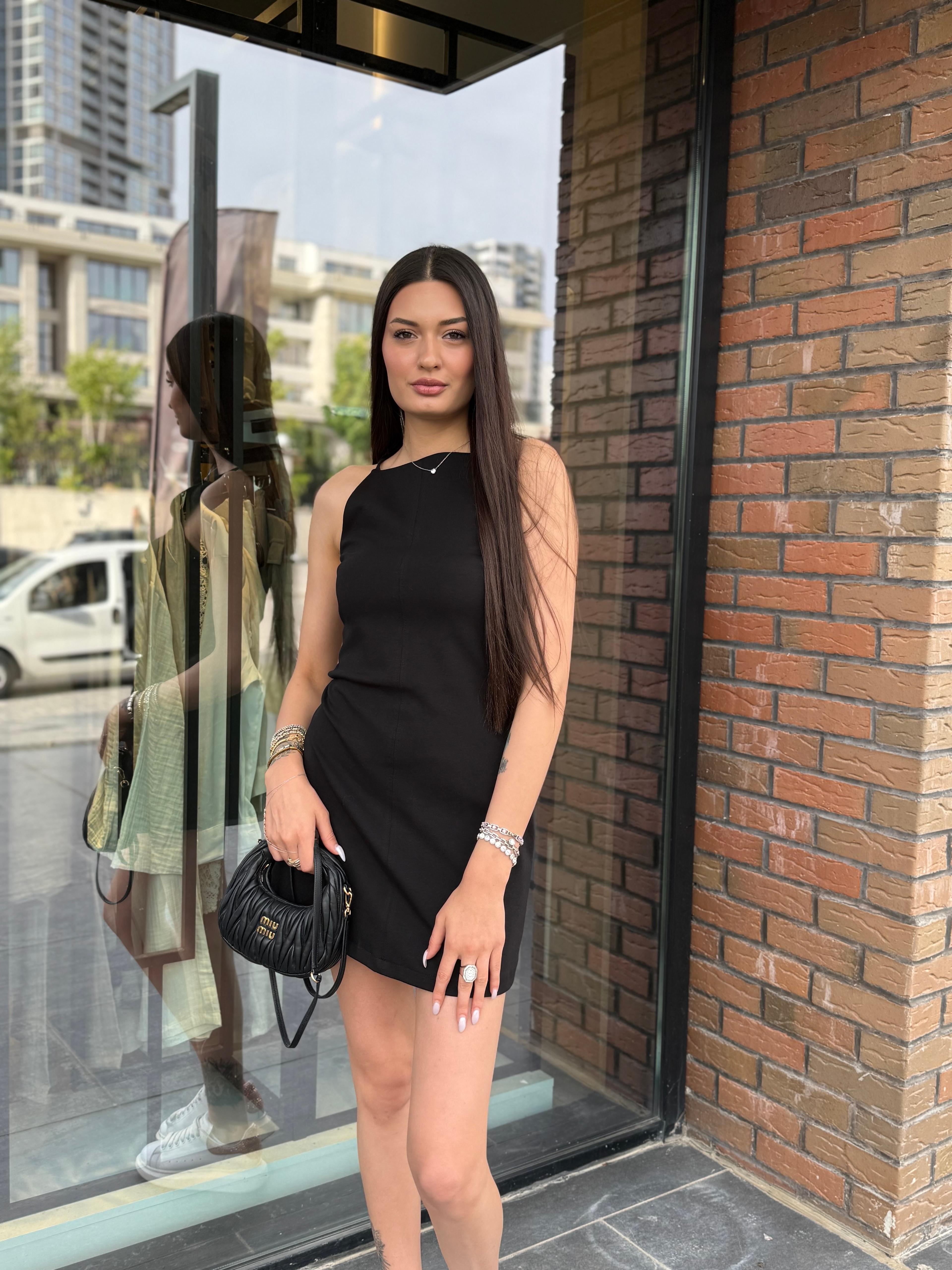 Halter Yaka Elbise