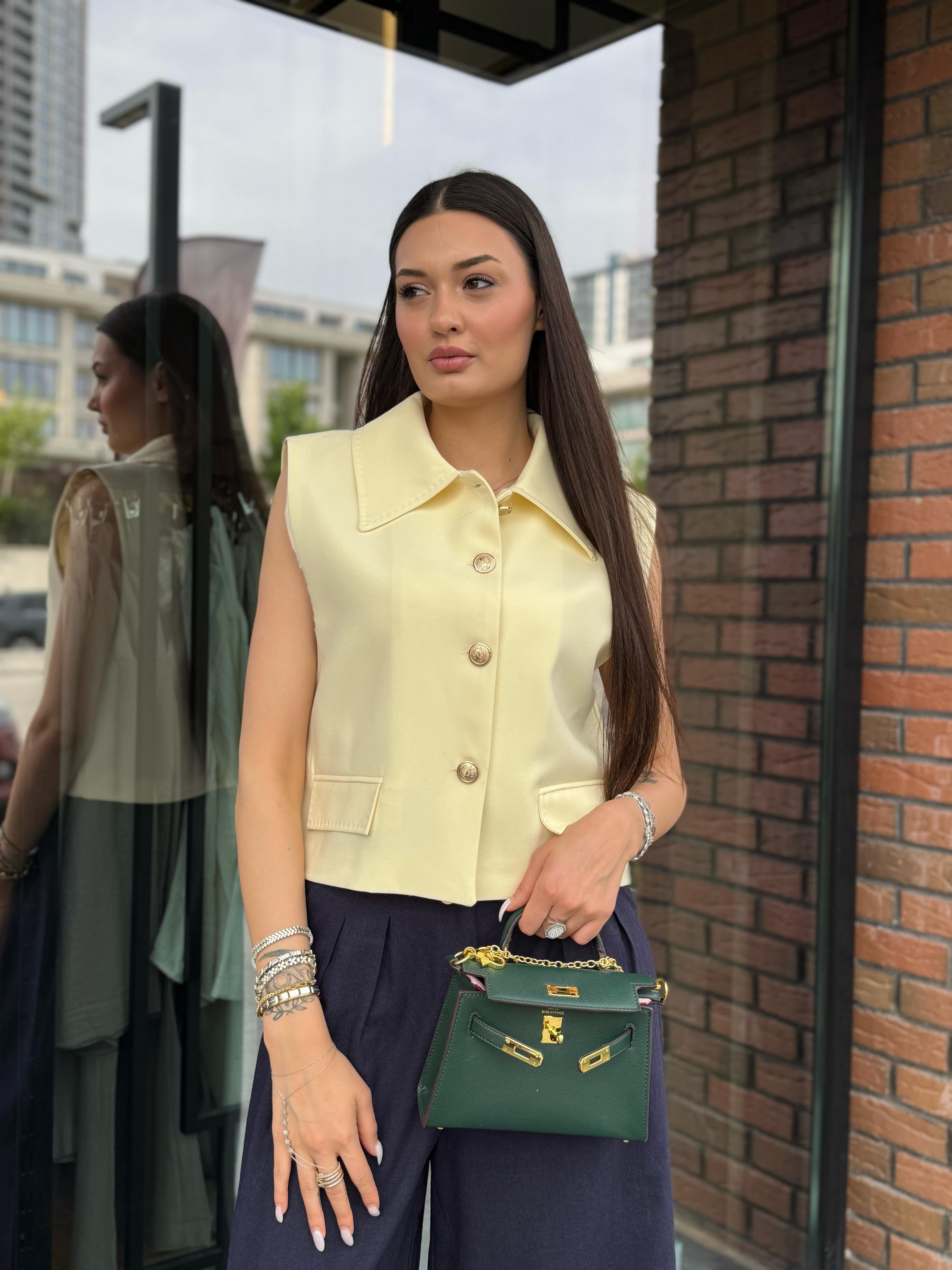 Gold Düğmeli Vatkalı Yelek - Sarı