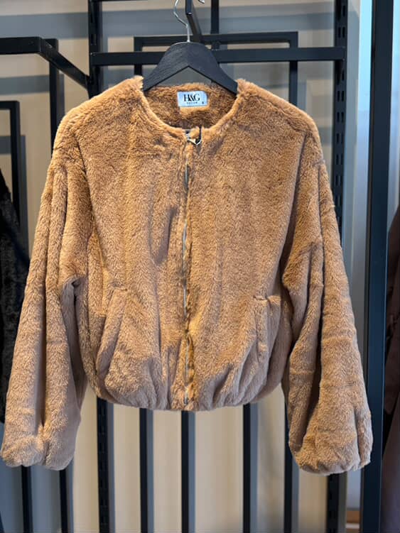 PELUŞ BOMBER 