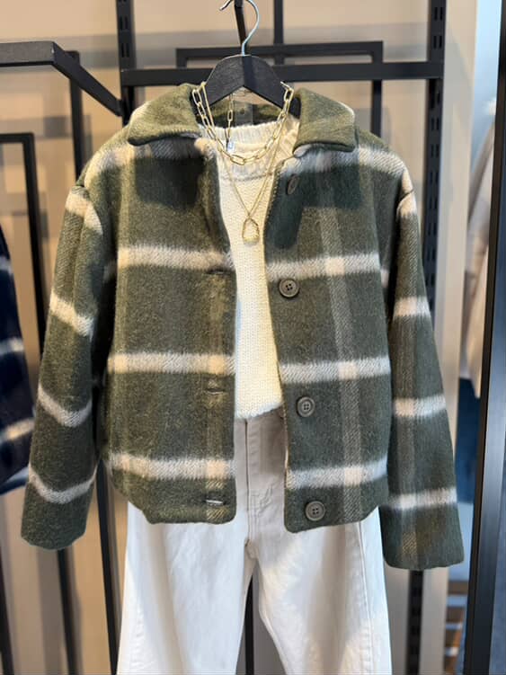 EKOSE DÜĞMELİ MONT