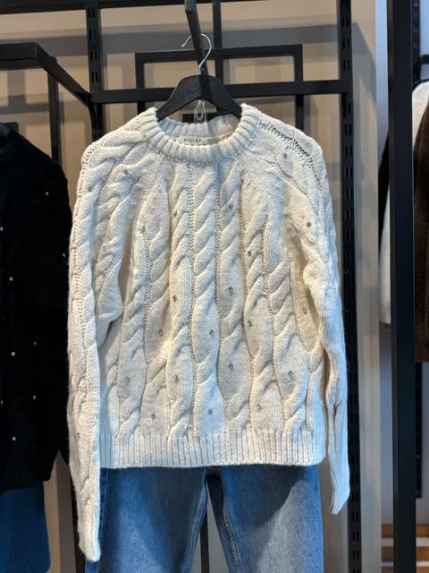 TAŞLI KALIN SAÇÖRGÜ 