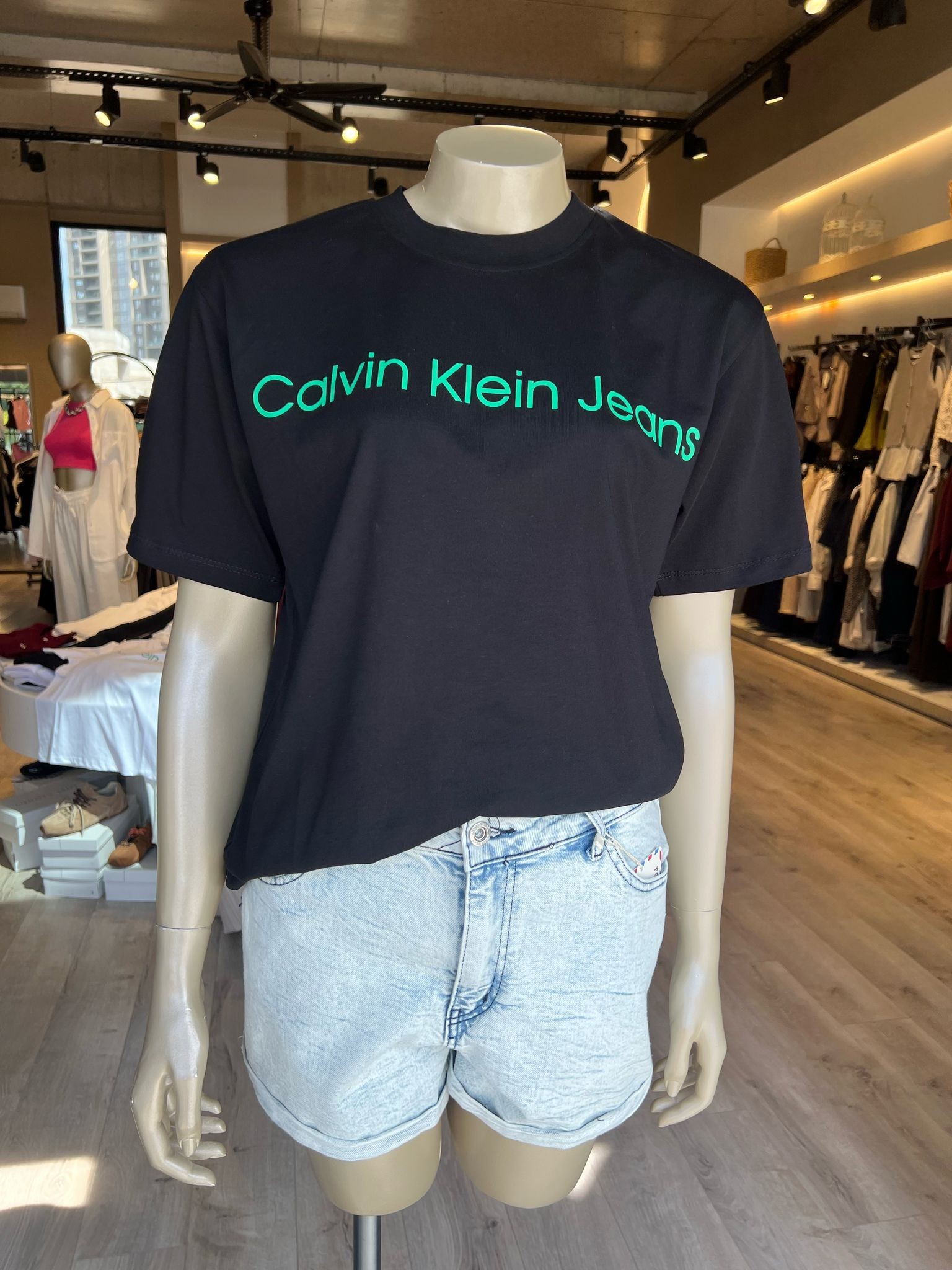 CK T-shirt