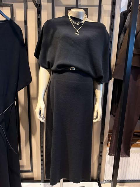 ASIMETRIK YAKA TRIKO ELBISE 