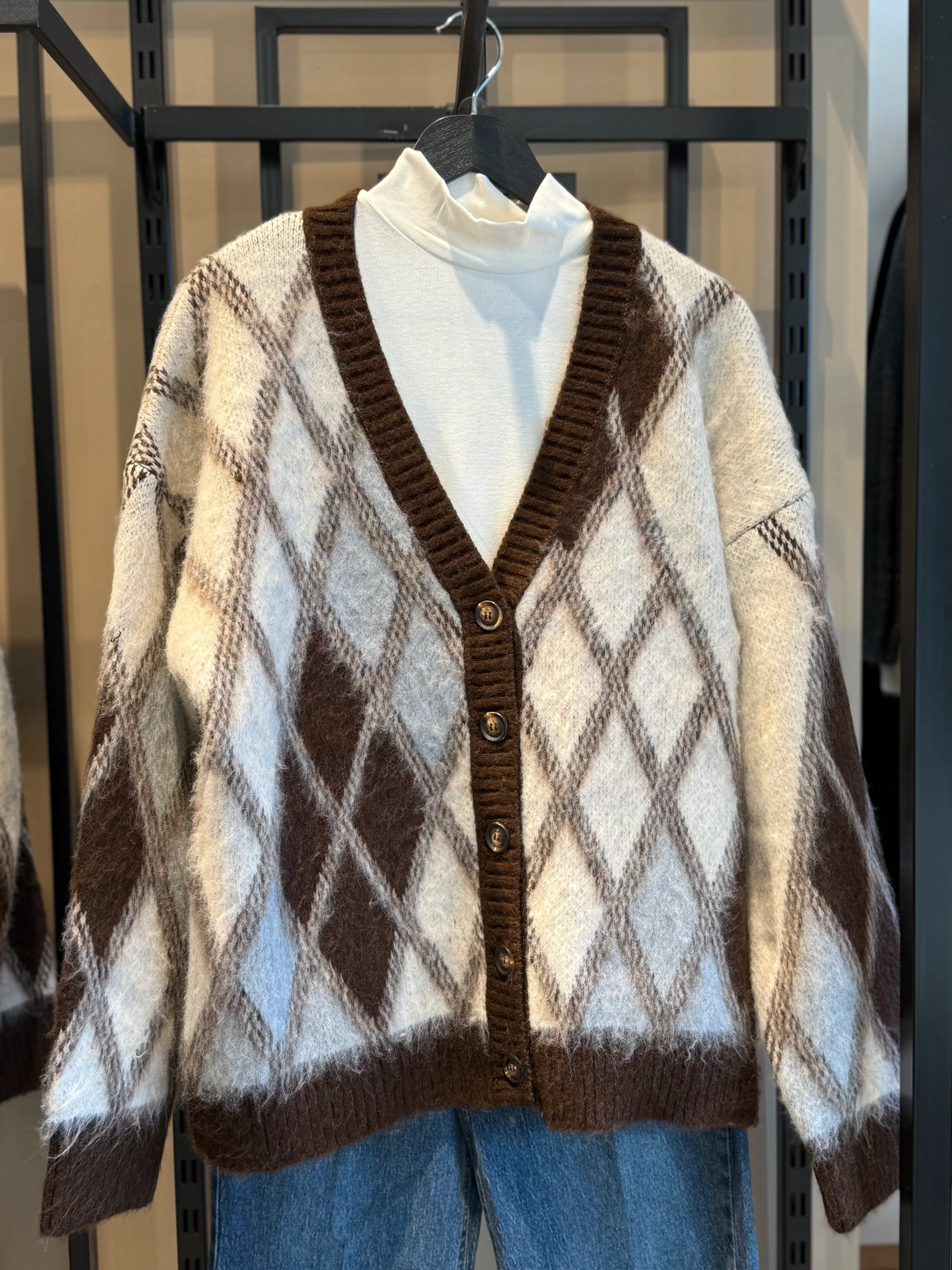 Baklavalı uzun hırka