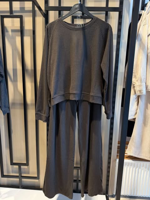 İVVİ EŞOFMAN TAKIM 