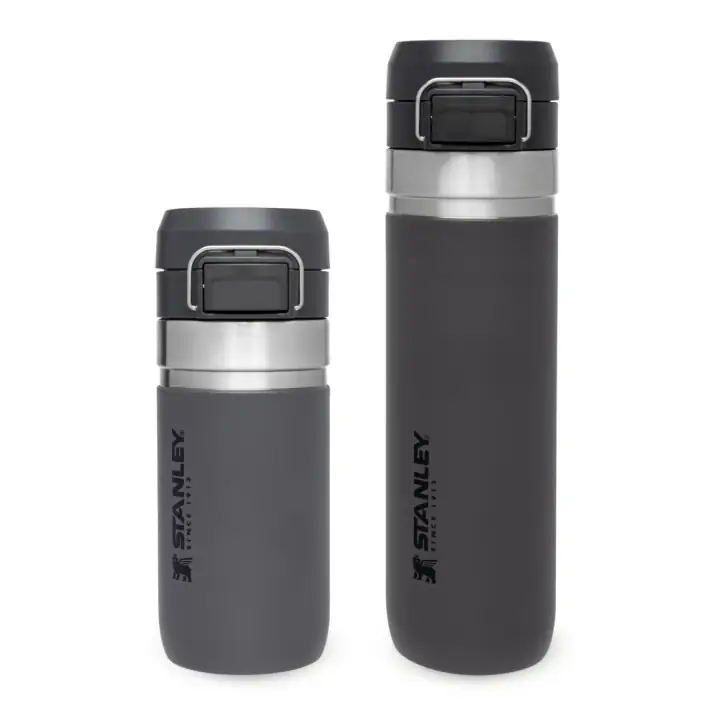 Stanley The Quick-Flip Water Bottle .7L — 7