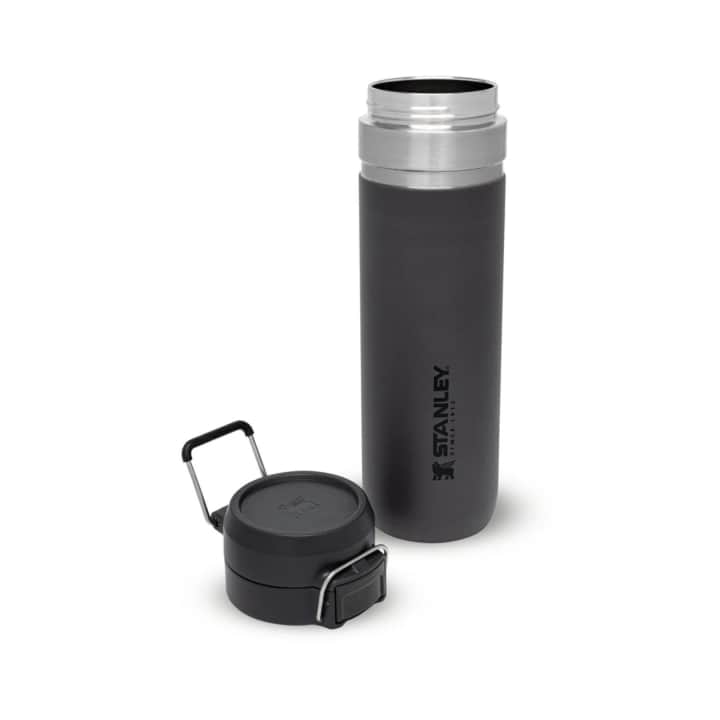 Stanley The Quick-Flip Water Bottle .7L — 5