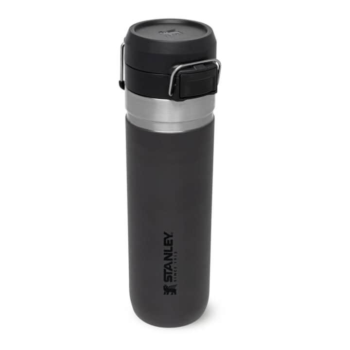Stanley The Quick-Flip Water Bottle .7L — 1