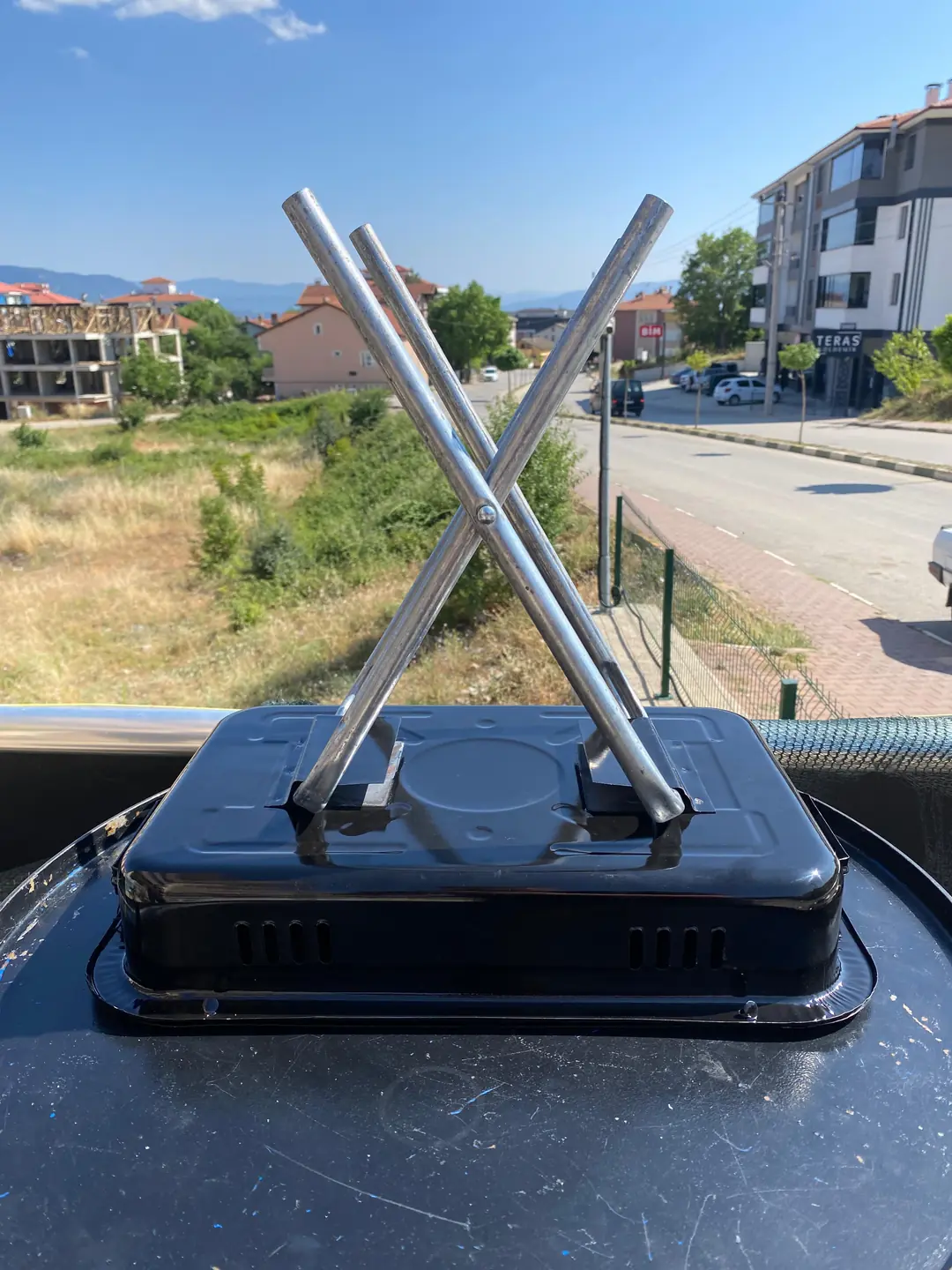 Ayaklı Emaye Kara Mangal - Yağ Oluklu — 5