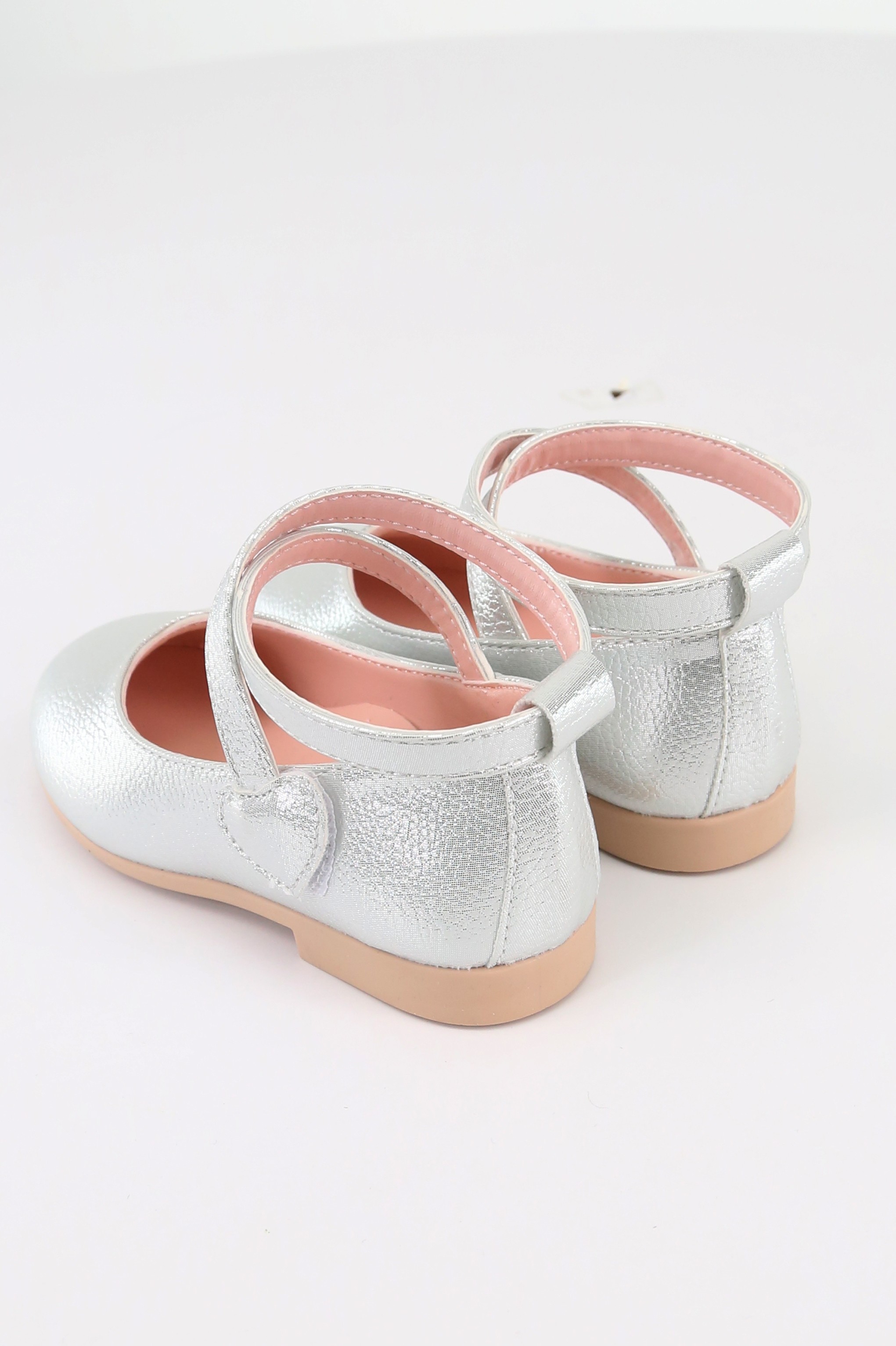 Girls' Shiny Mary Jane Flat Shoes with Criss Cross Strap - Ivory Silver
