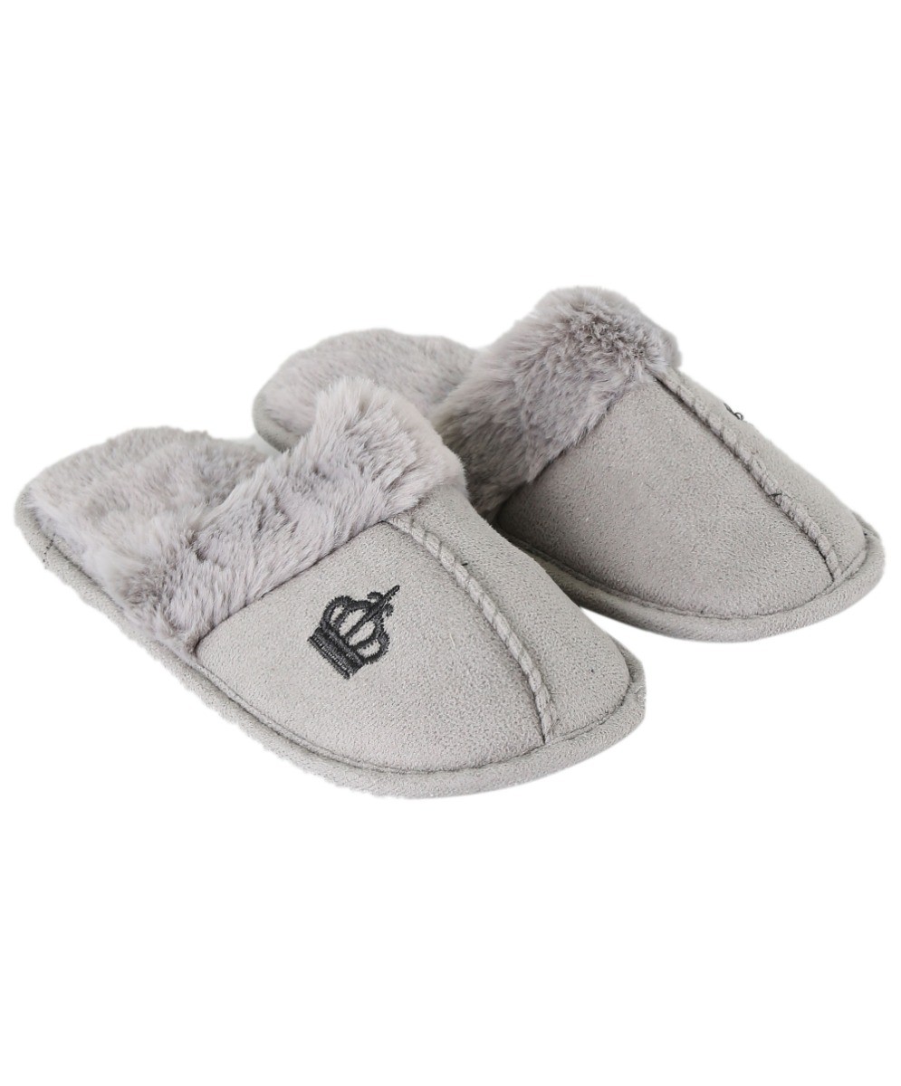 Slip on clearance fur slippers