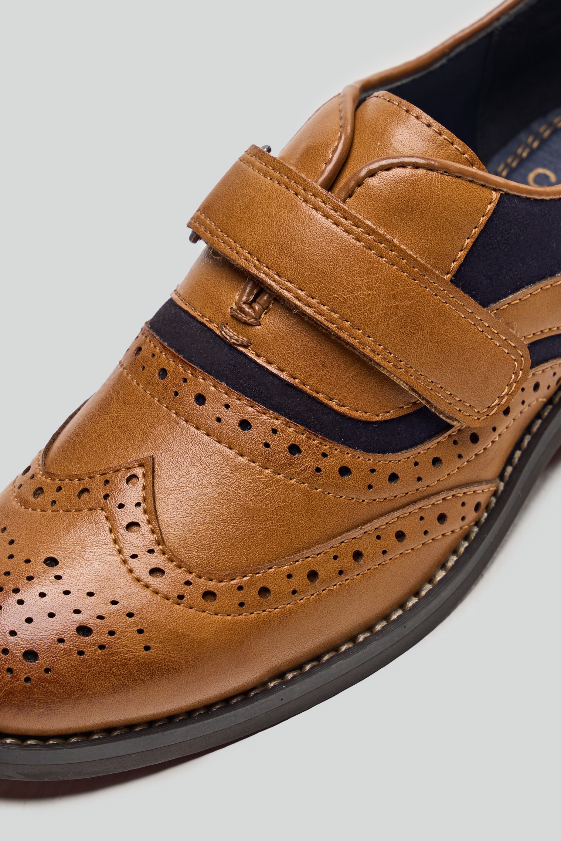 Boys Lace-up Oxford Brogue Dress shoes - RUSSEL - Tan Brown - Navy Blue